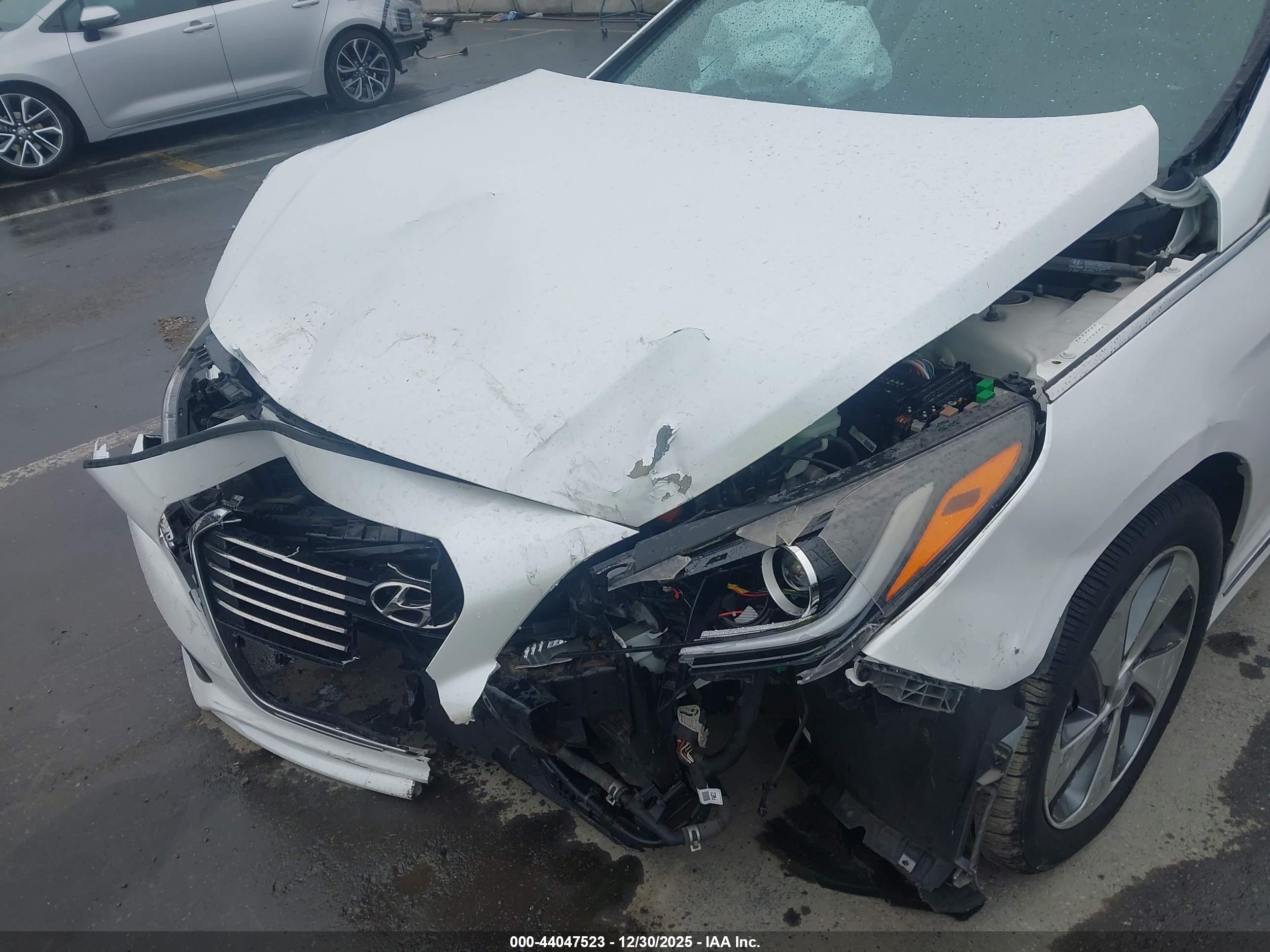 HYUNDAI SONATA image 6