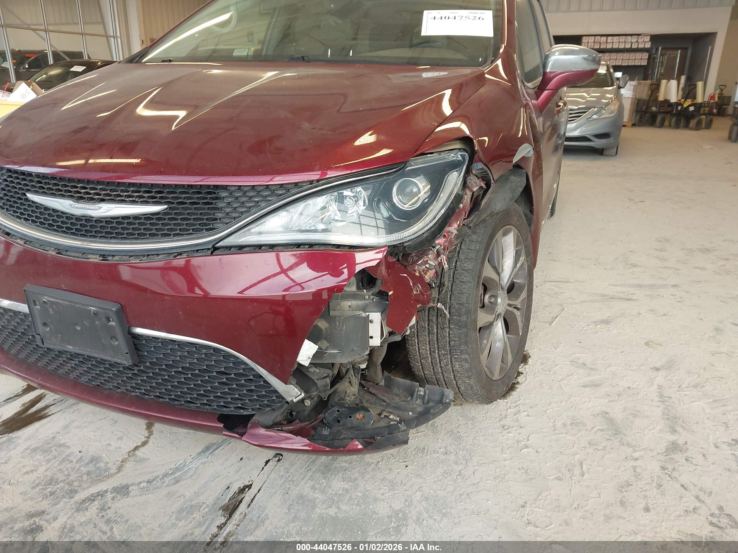 CHRYSLER PACIFICA image 6