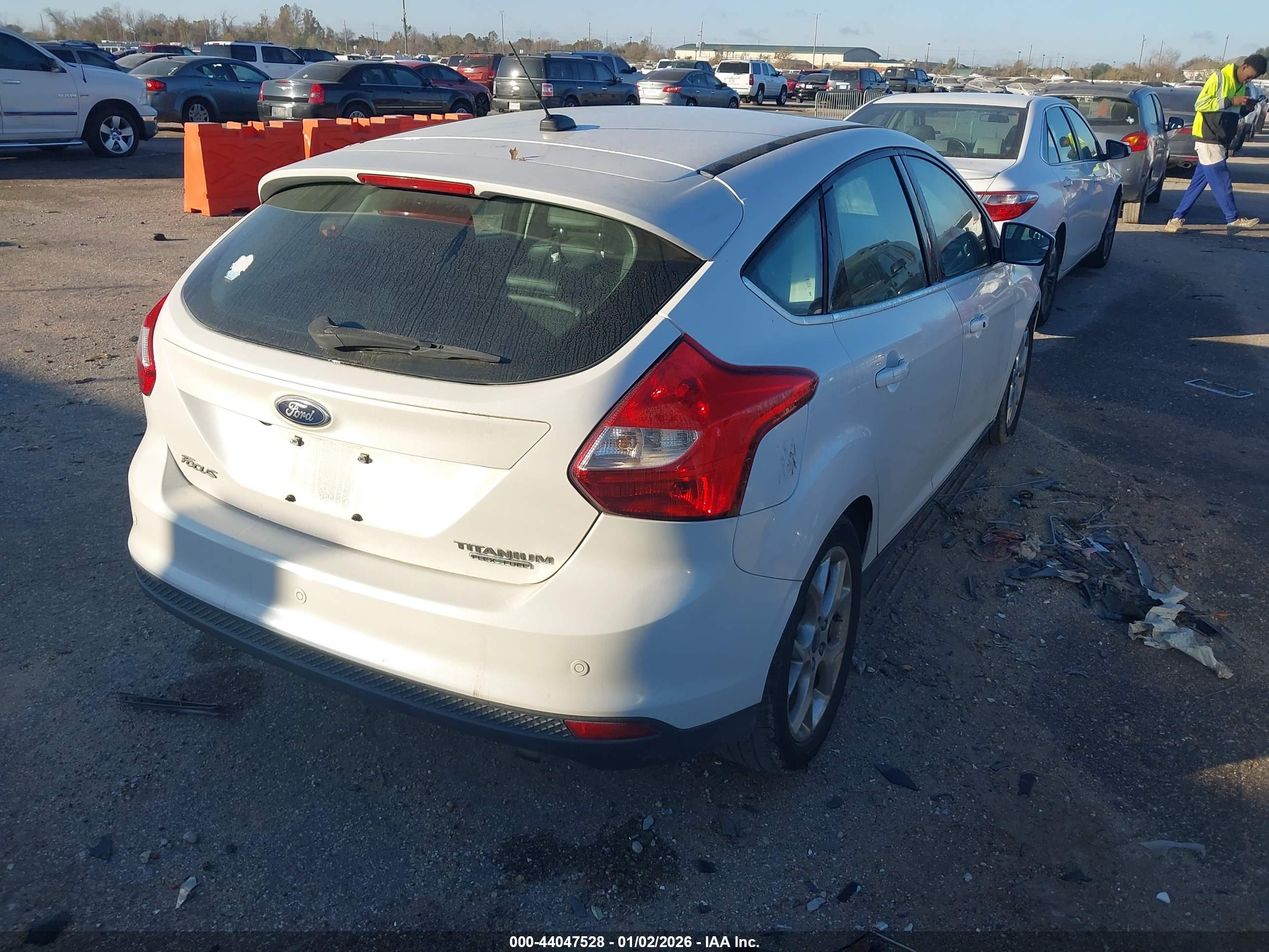 FORD FOCUS image 4