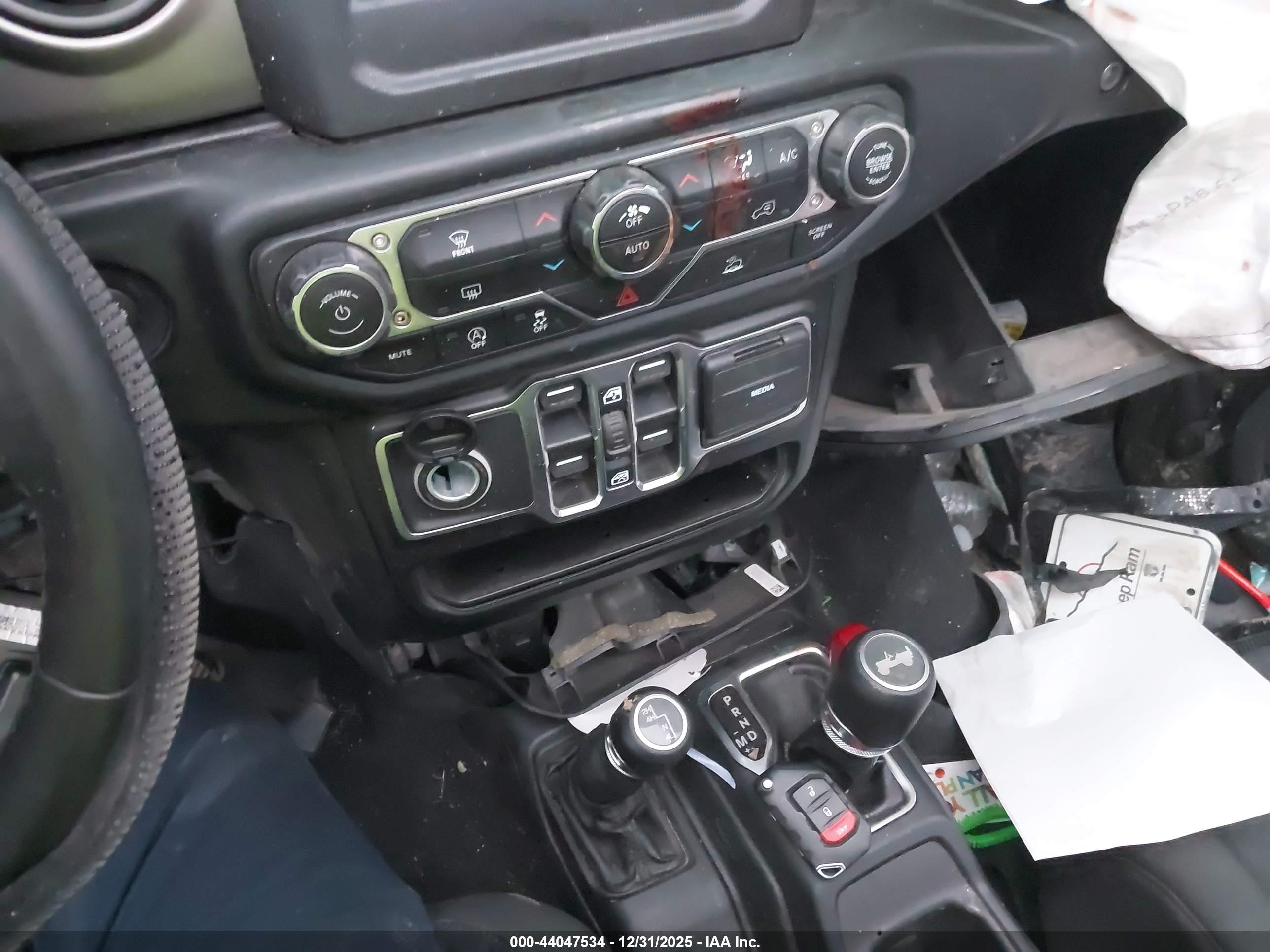 JEEP WRANGLER image 11