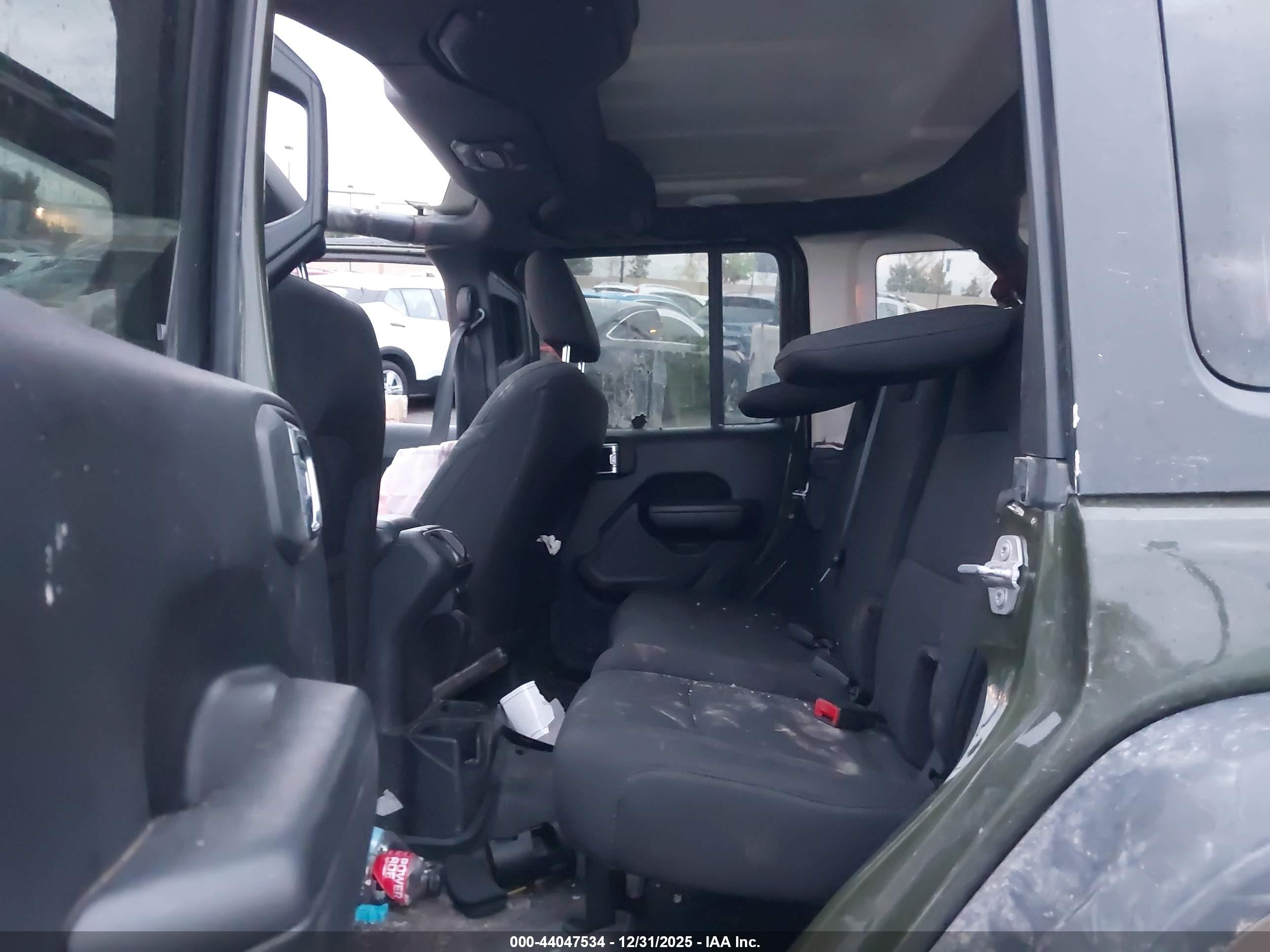 JEEP WRANGLER image 8