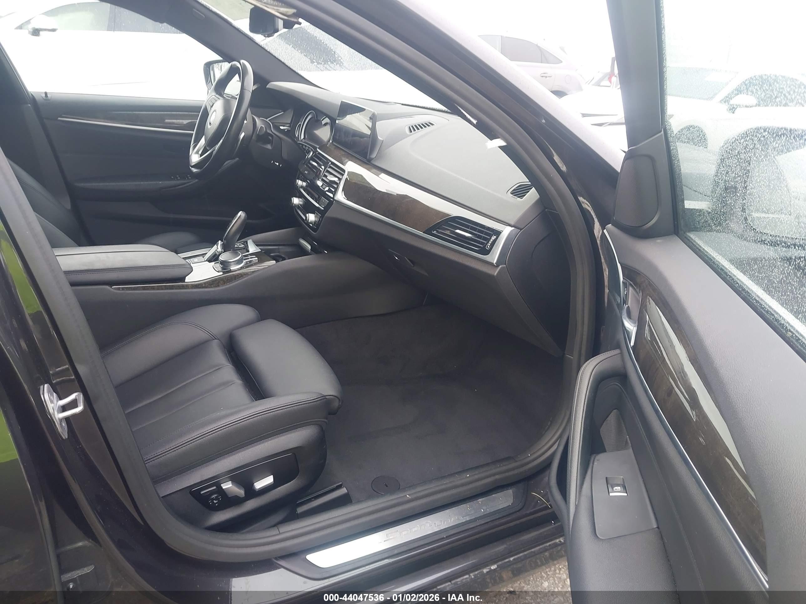 BMW 530I image 5