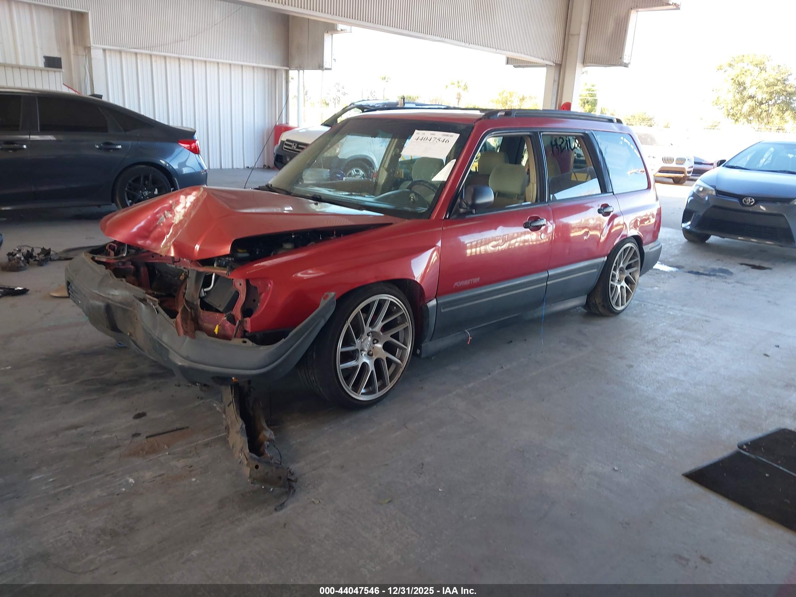 SUBARU FORESTER image 2
