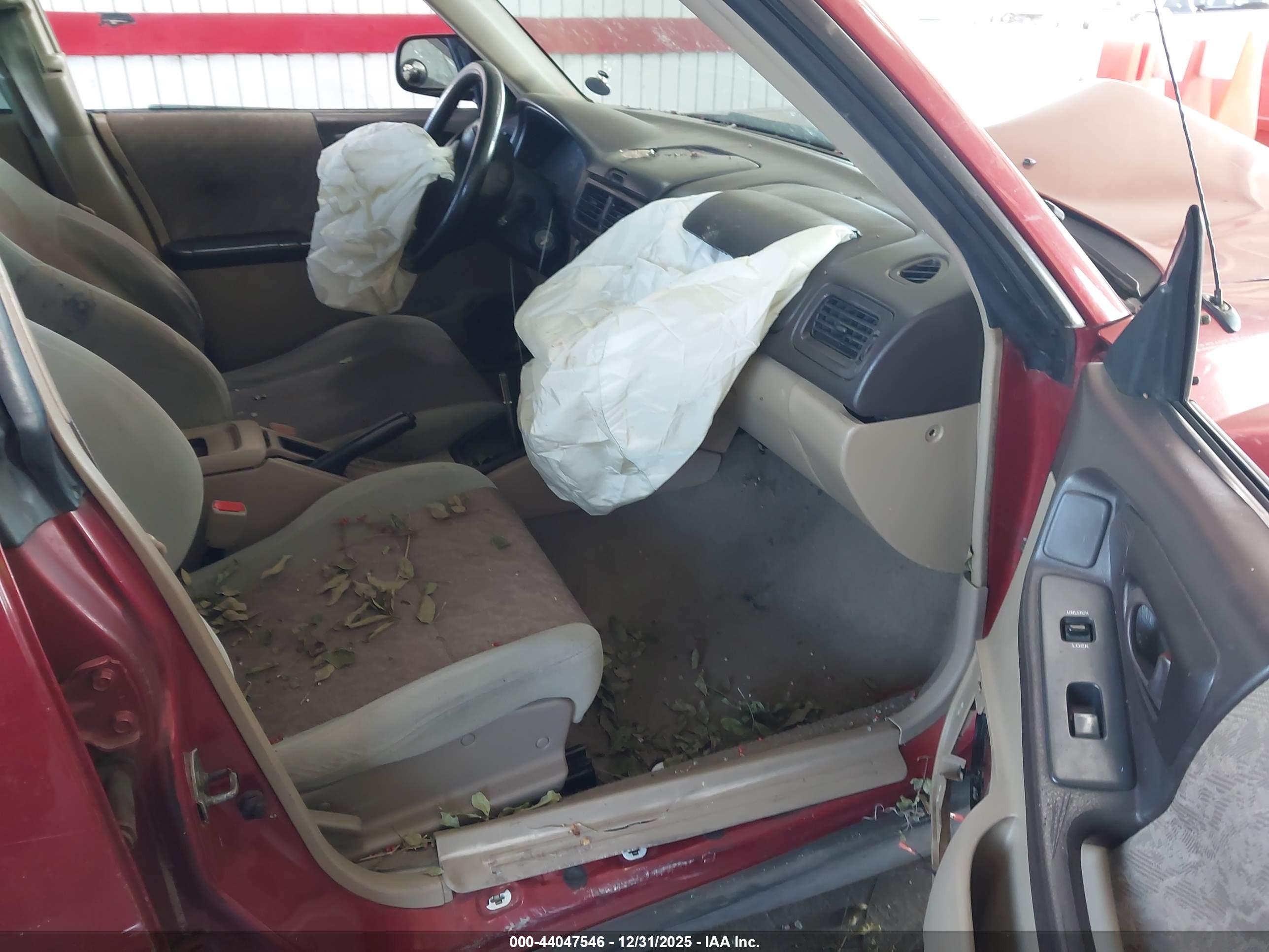 SUBARU FORESTER image 5