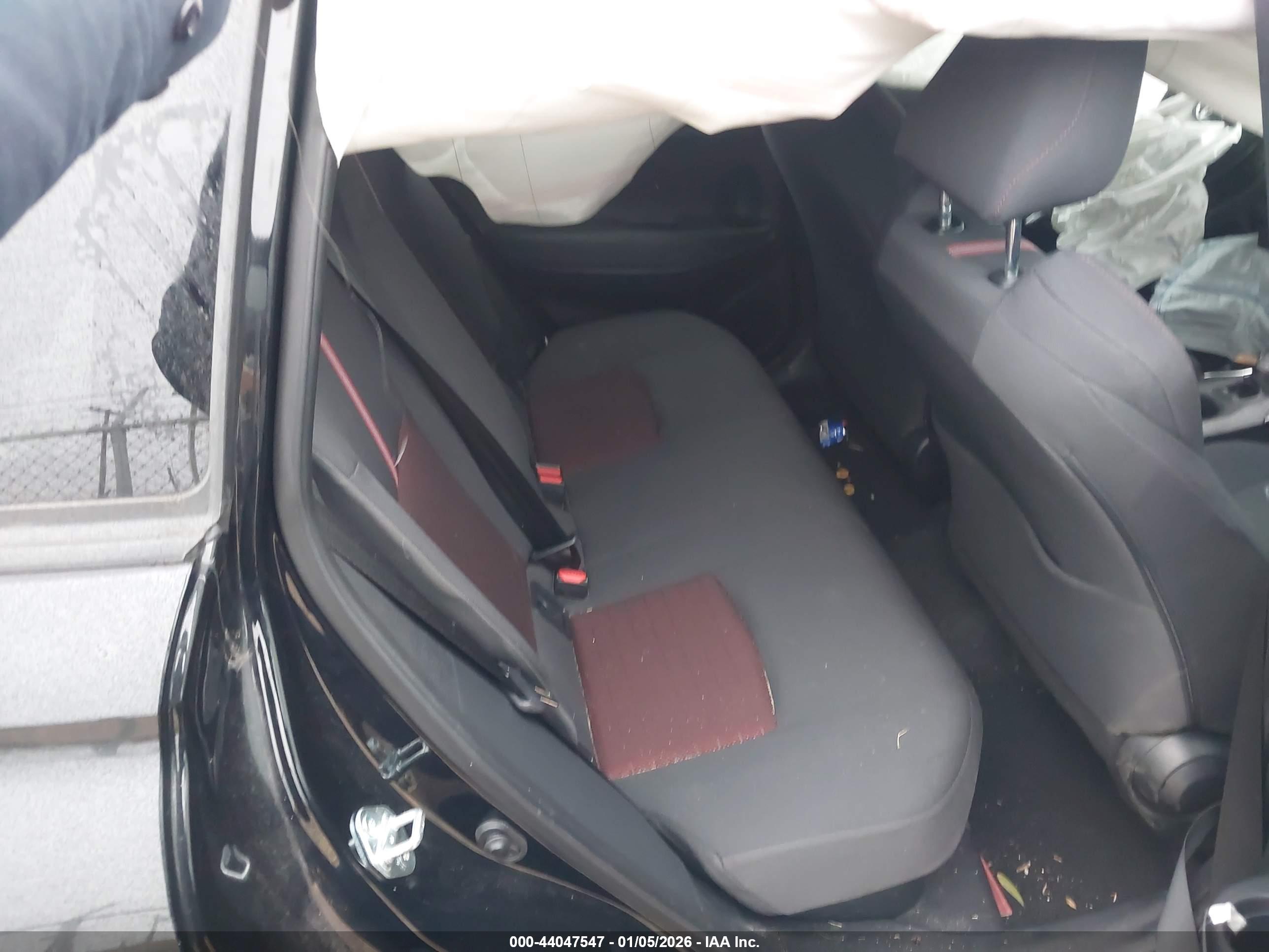 TOYOTA COROLLA image 8