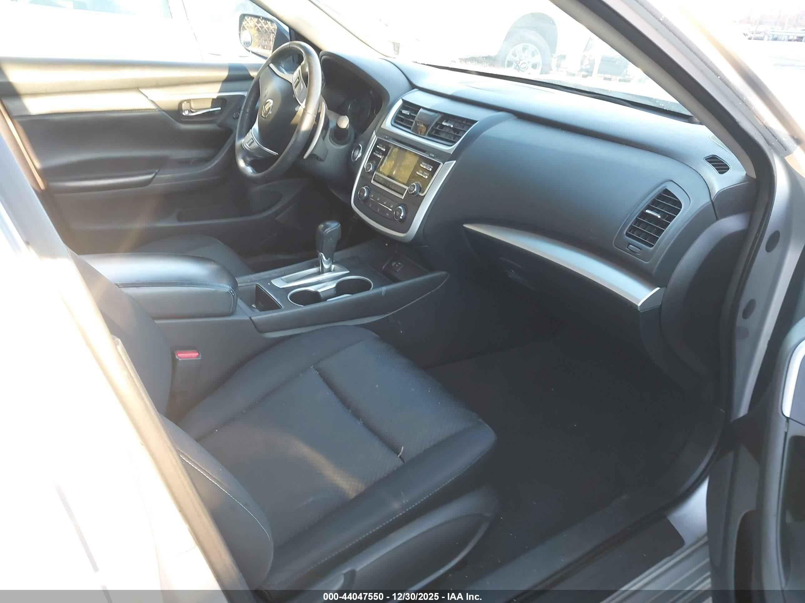 NISSAN ALTIMA image 5
