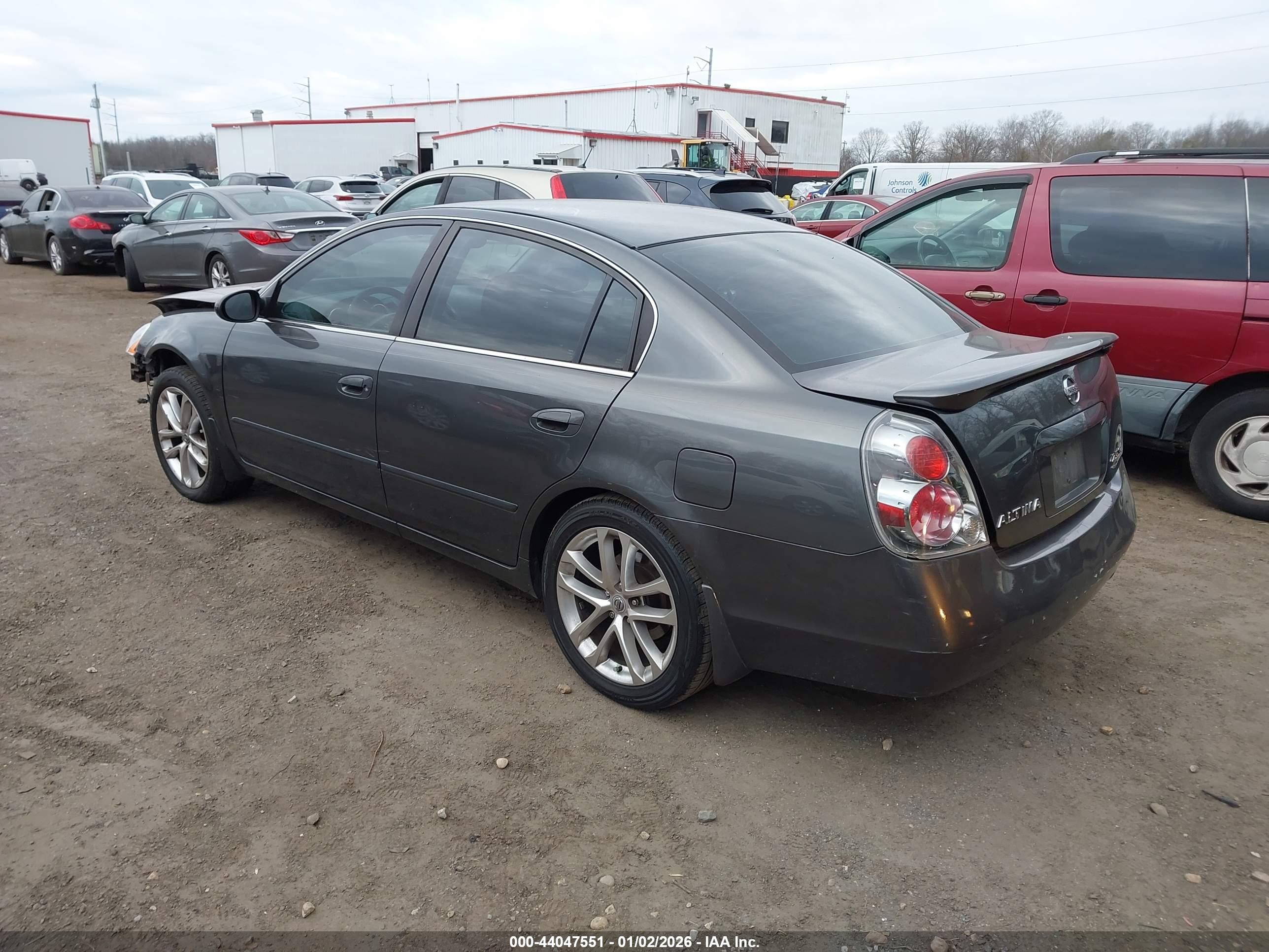 NISSAN ALTIMA image 3