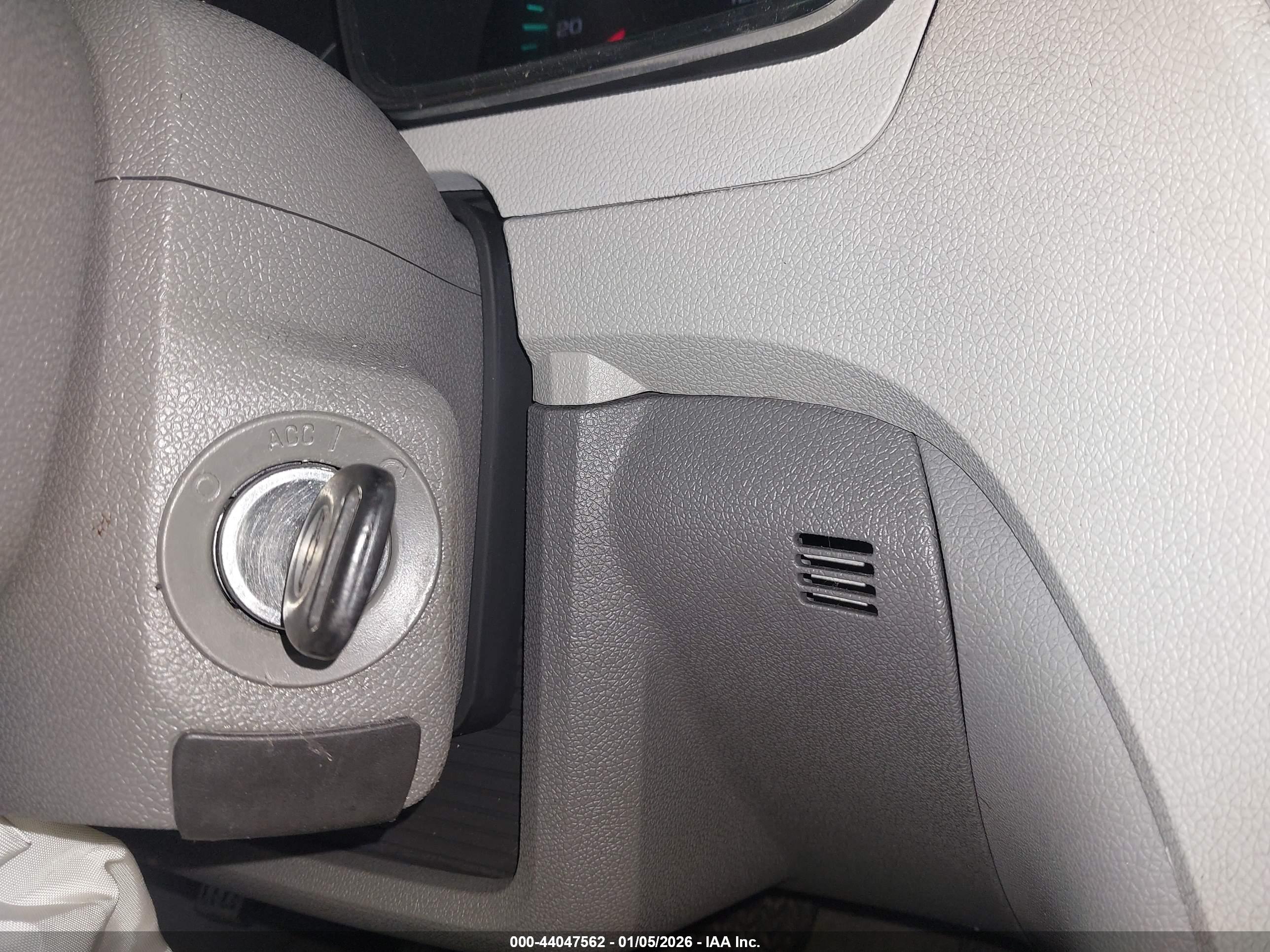 CHEVROLET TRAVERSE image 11