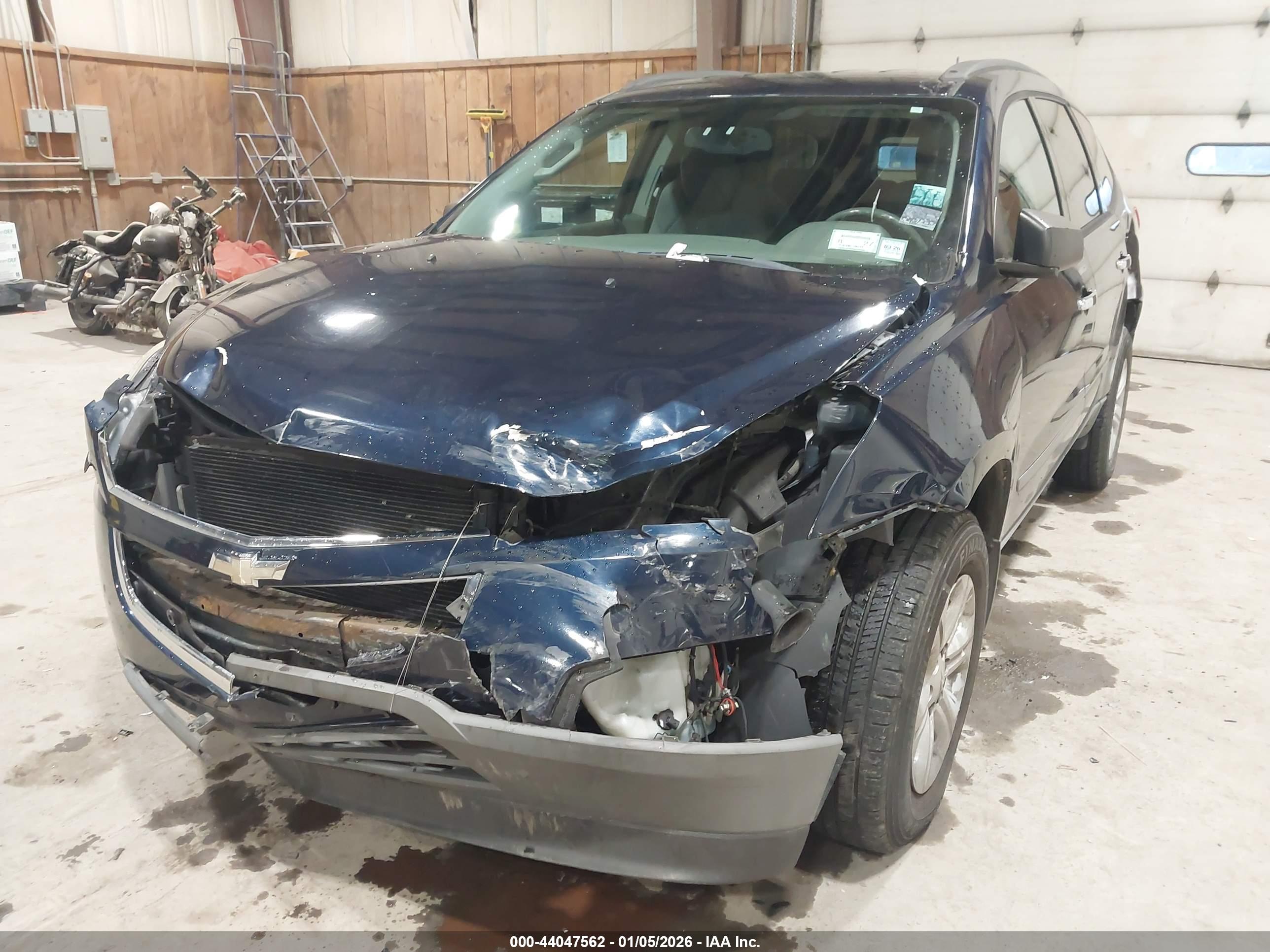CHEVROLET TRAVERSE image 6