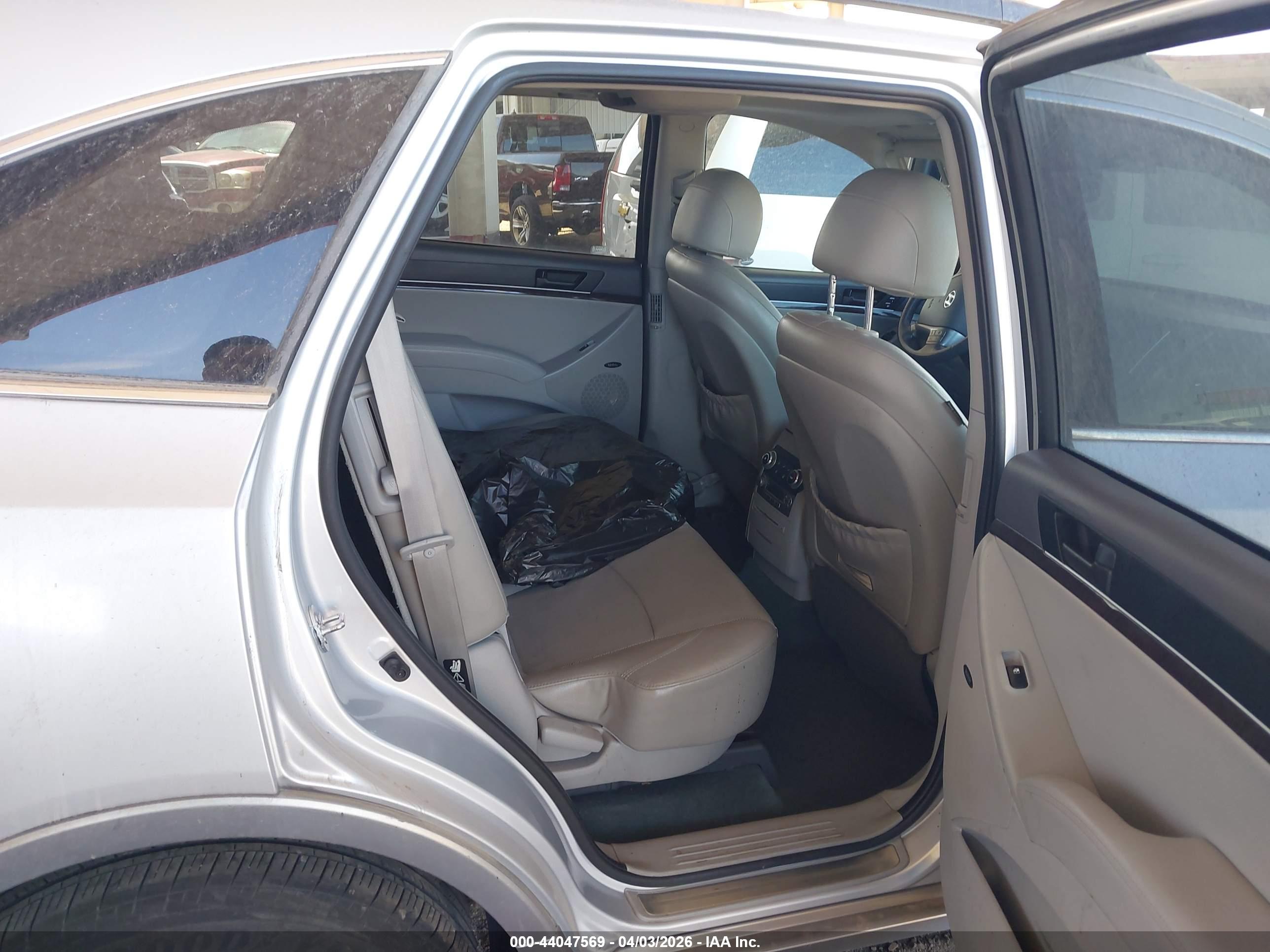 HYUNDAI VERACRUZ image 8