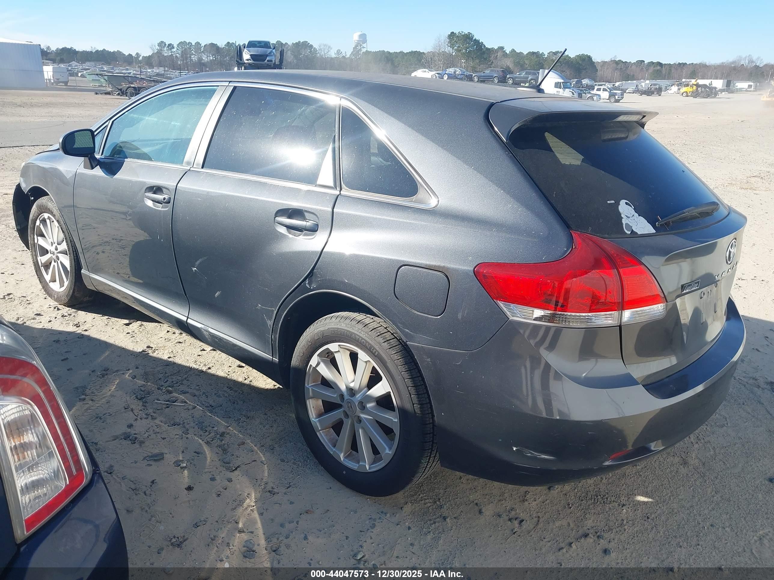 TOYOTA VENZA image 3