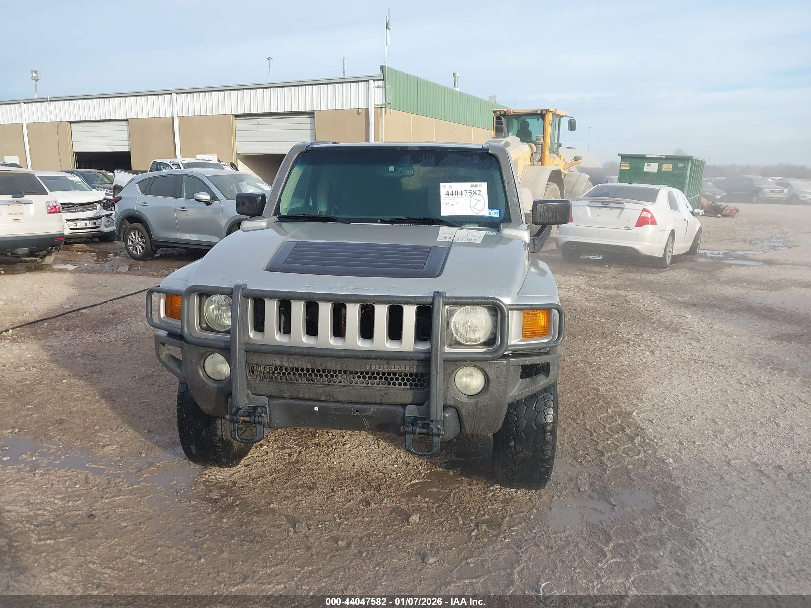 HUMMER H3 image 6