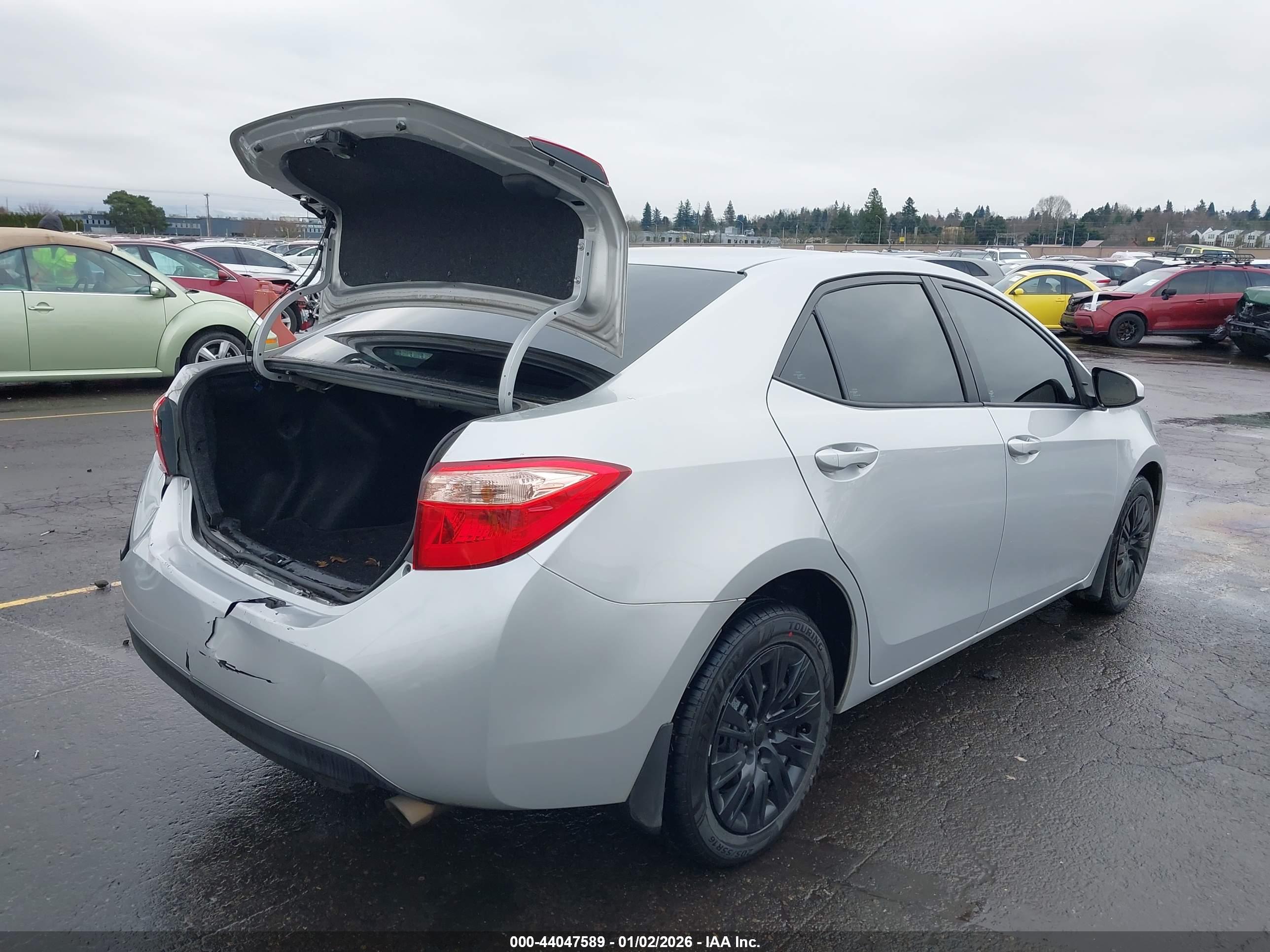 TOYOTA COROLLA image 4