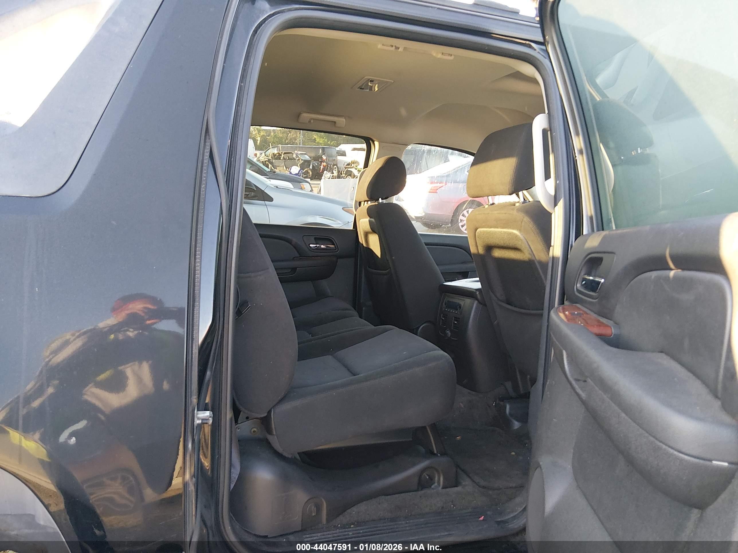CHEVROLET AVALANCHE image 8