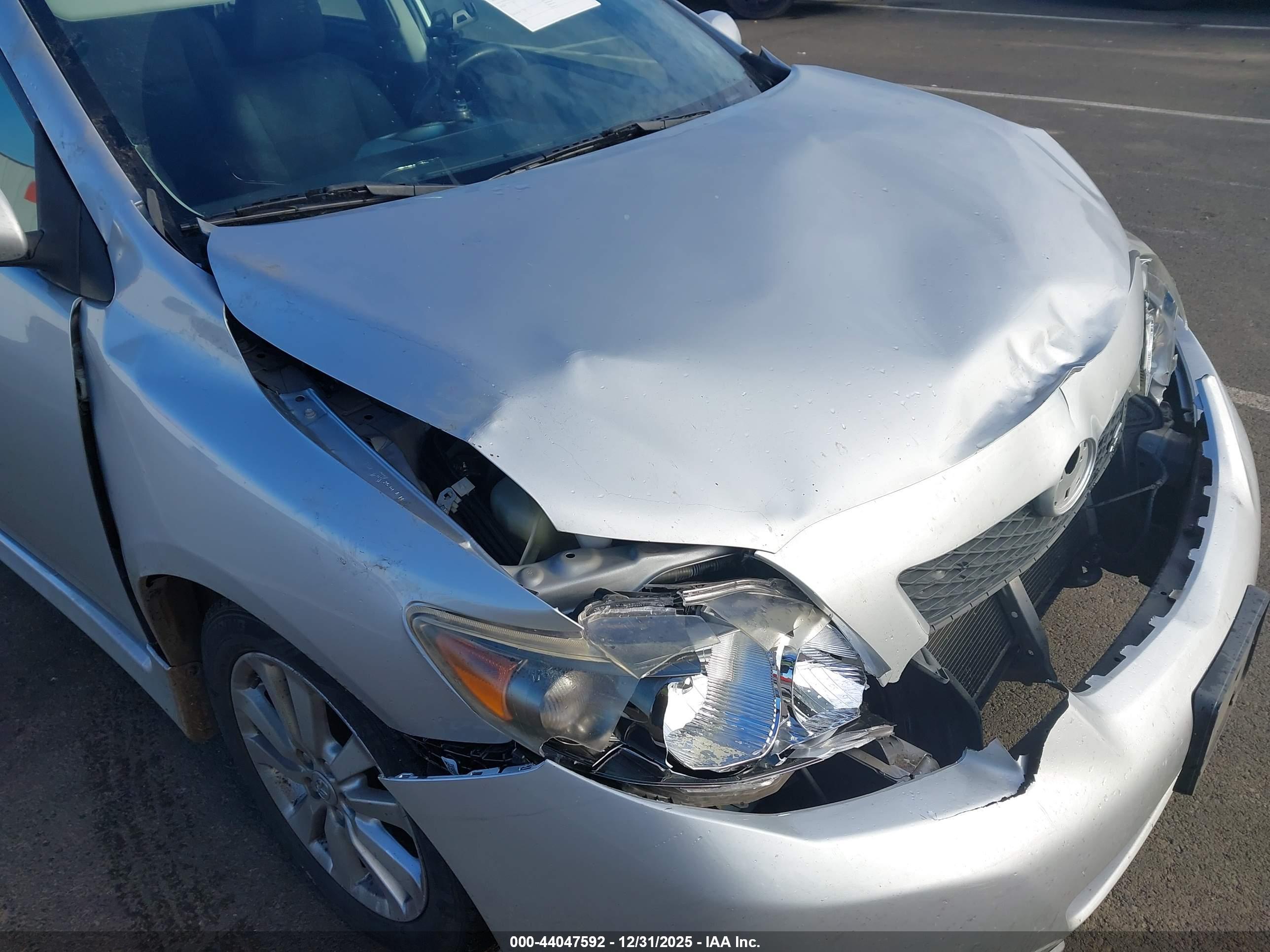 TOYOTA COROLLA image 6