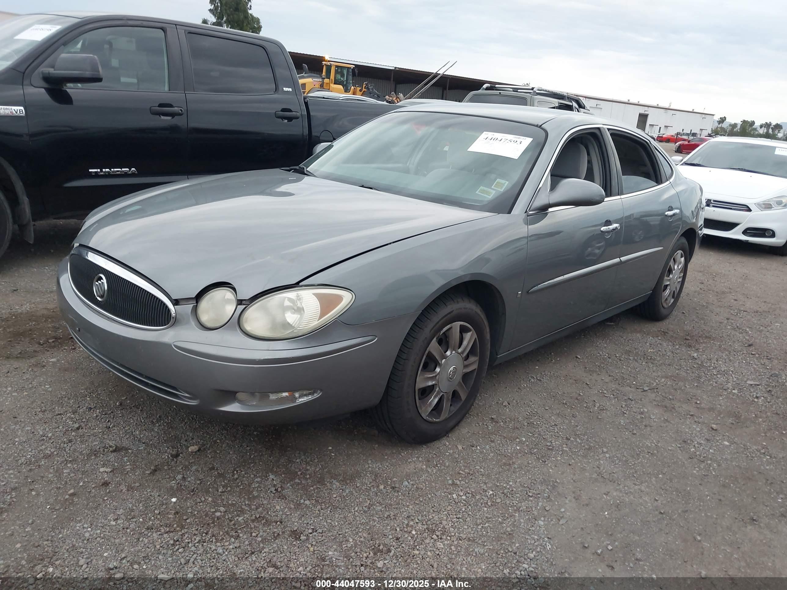 BUICK LACROSSE image 2
