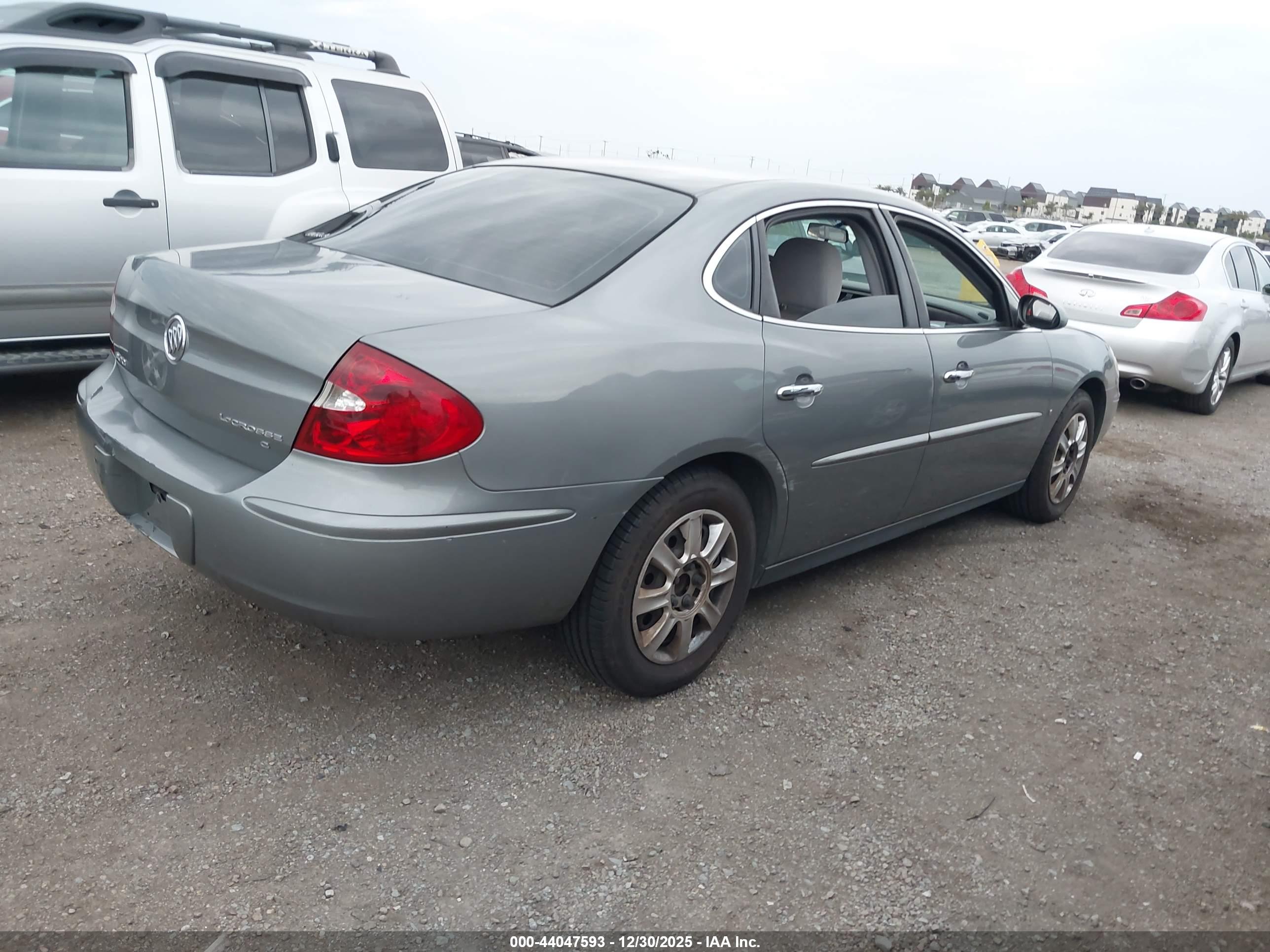 BUICK LACROSSE image 4