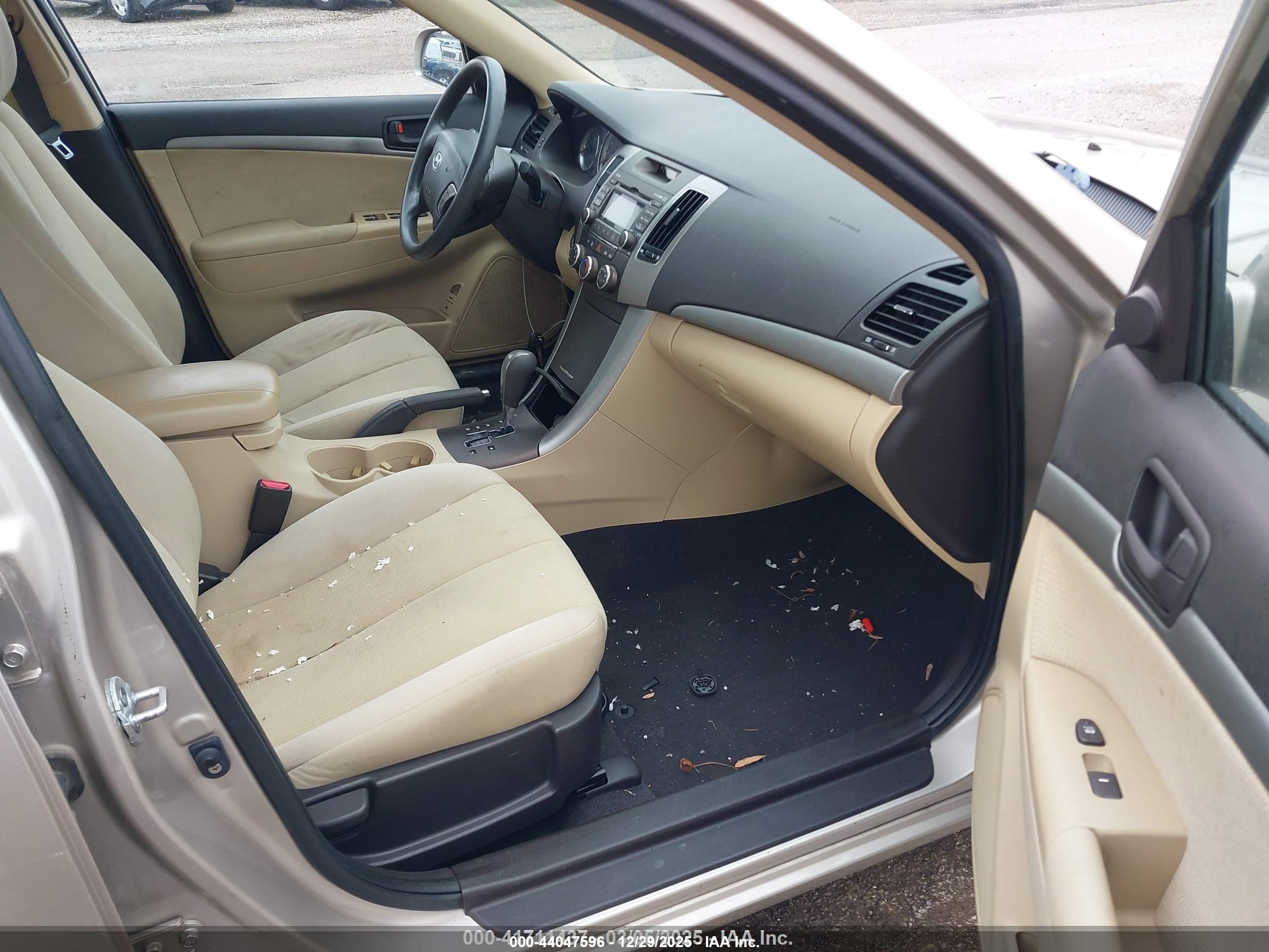 HYUNDAI SONATA image 5