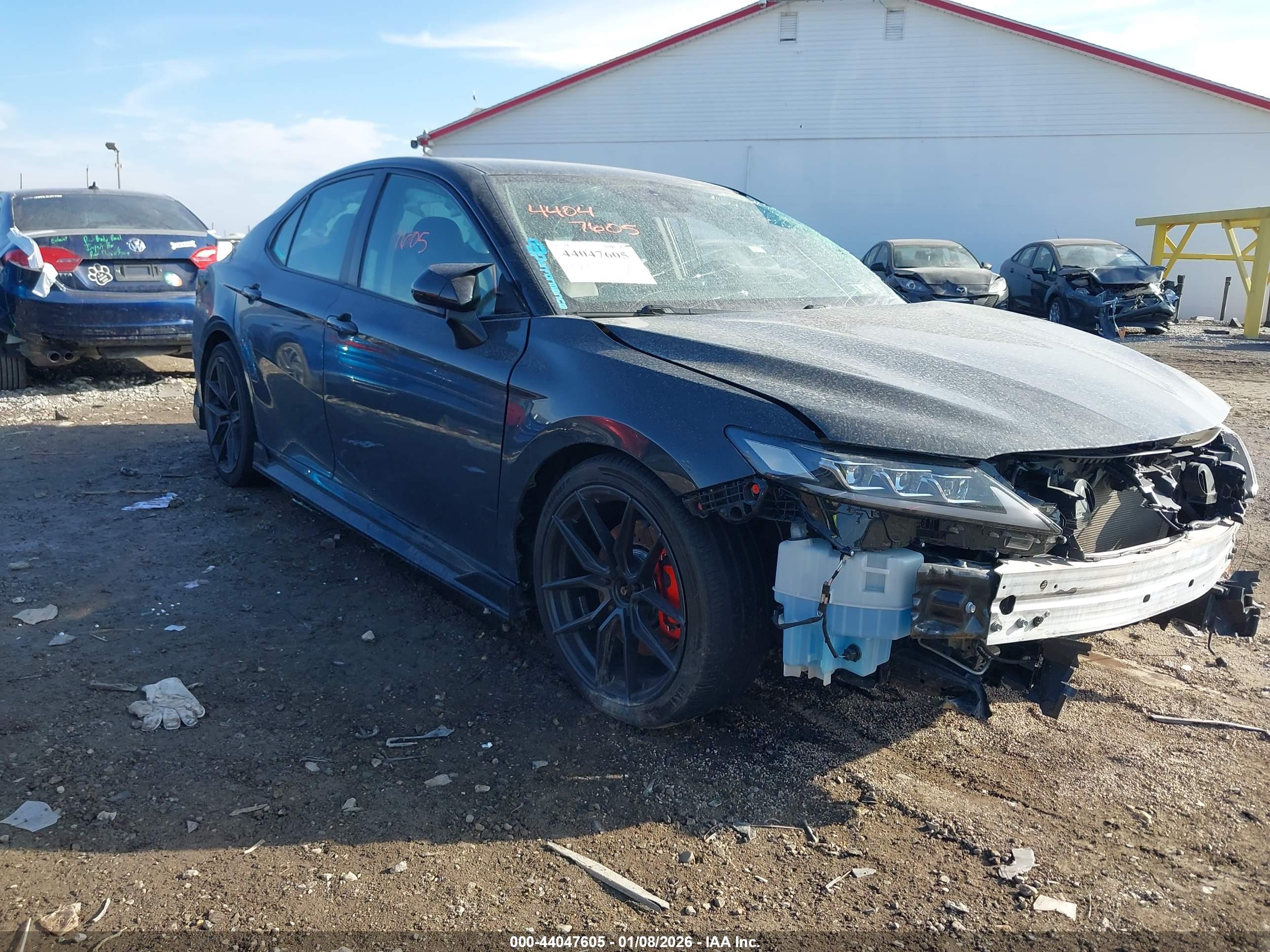 TOYOTA CAMRY image 6