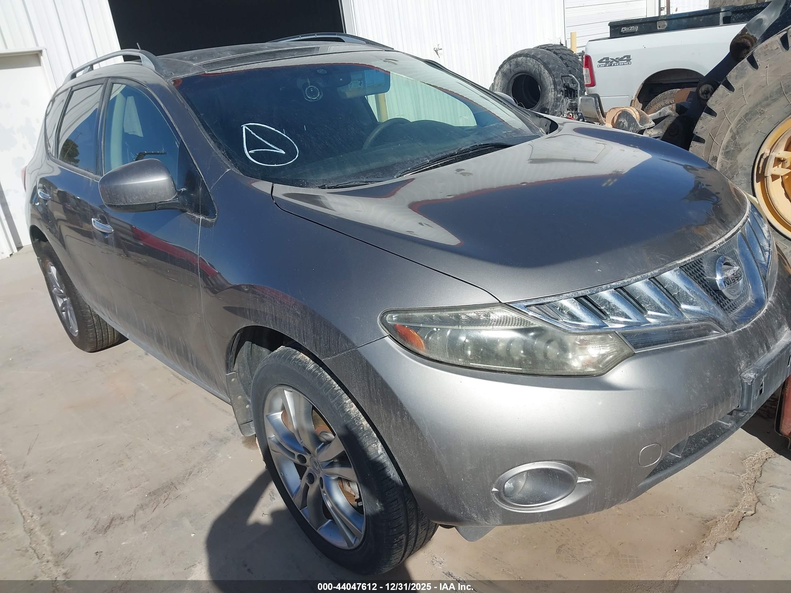NISSAN MURANO image 6