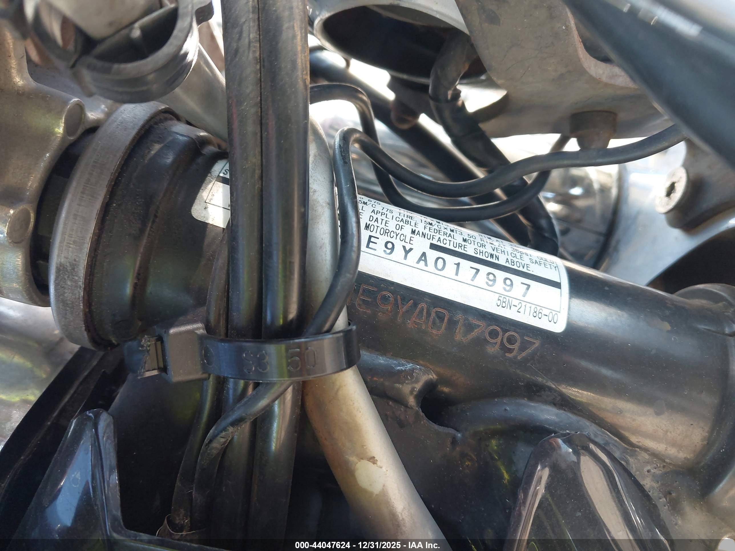 YAMAHA XVS65 image 10
