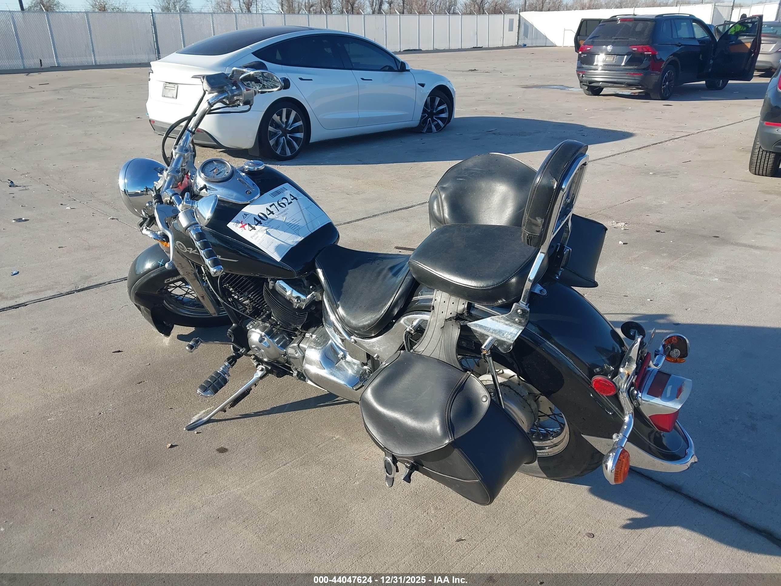YAMAHA XVS65 image 3