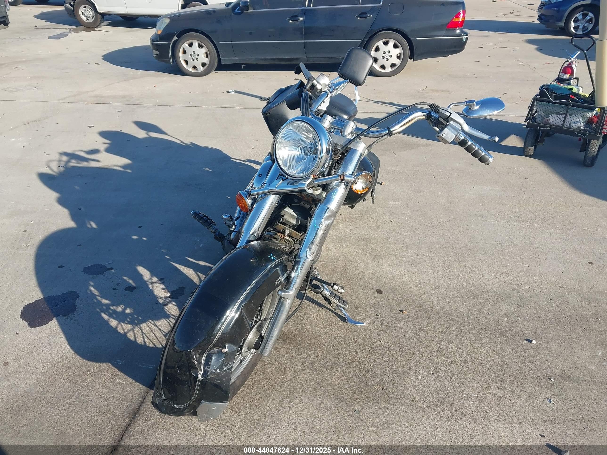 YAMAHA XVS65 image 5