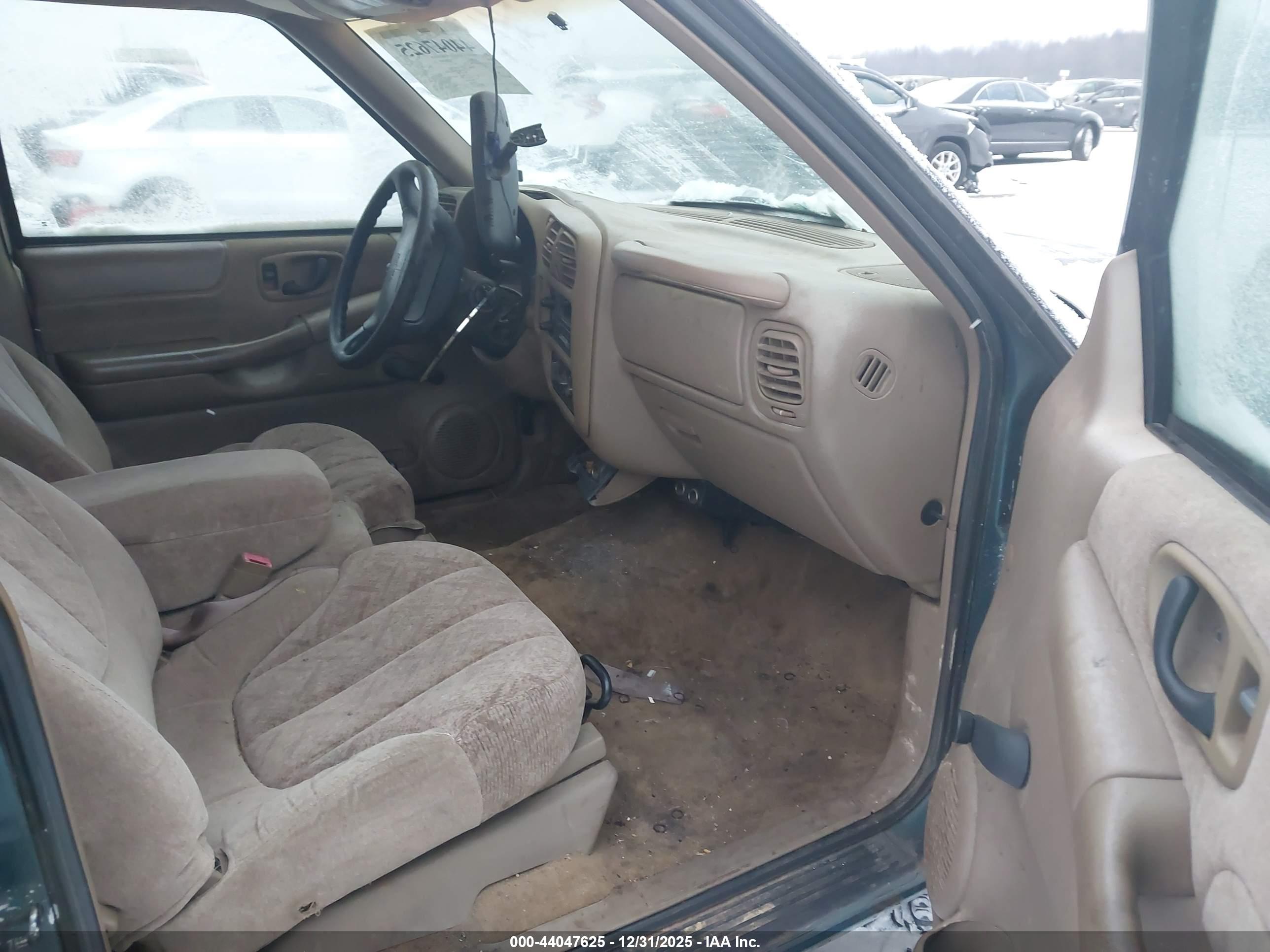 GMC SONOMA image 5