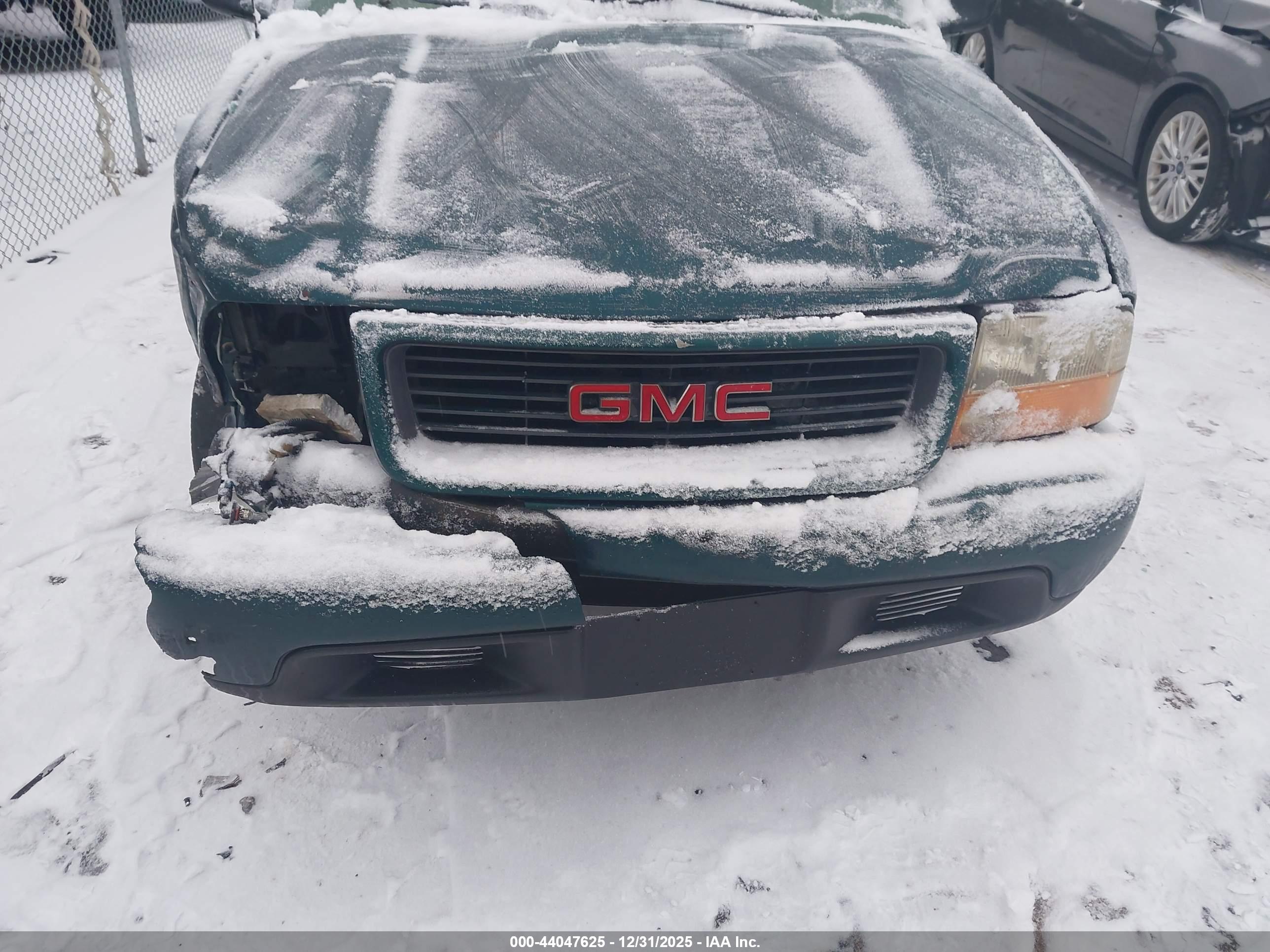 GMC SONOMA image 6