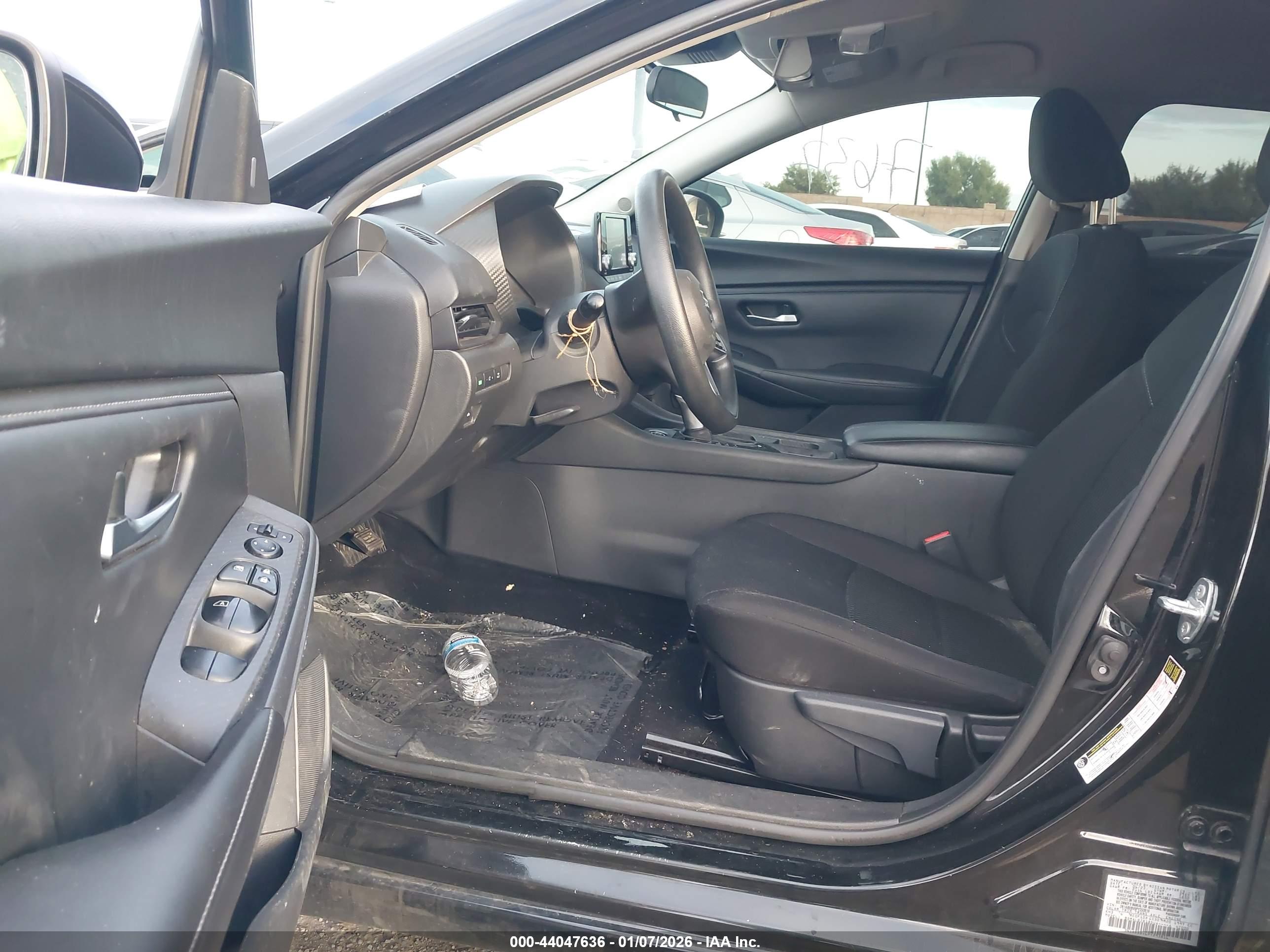 NISSAN SENTRA image 5
