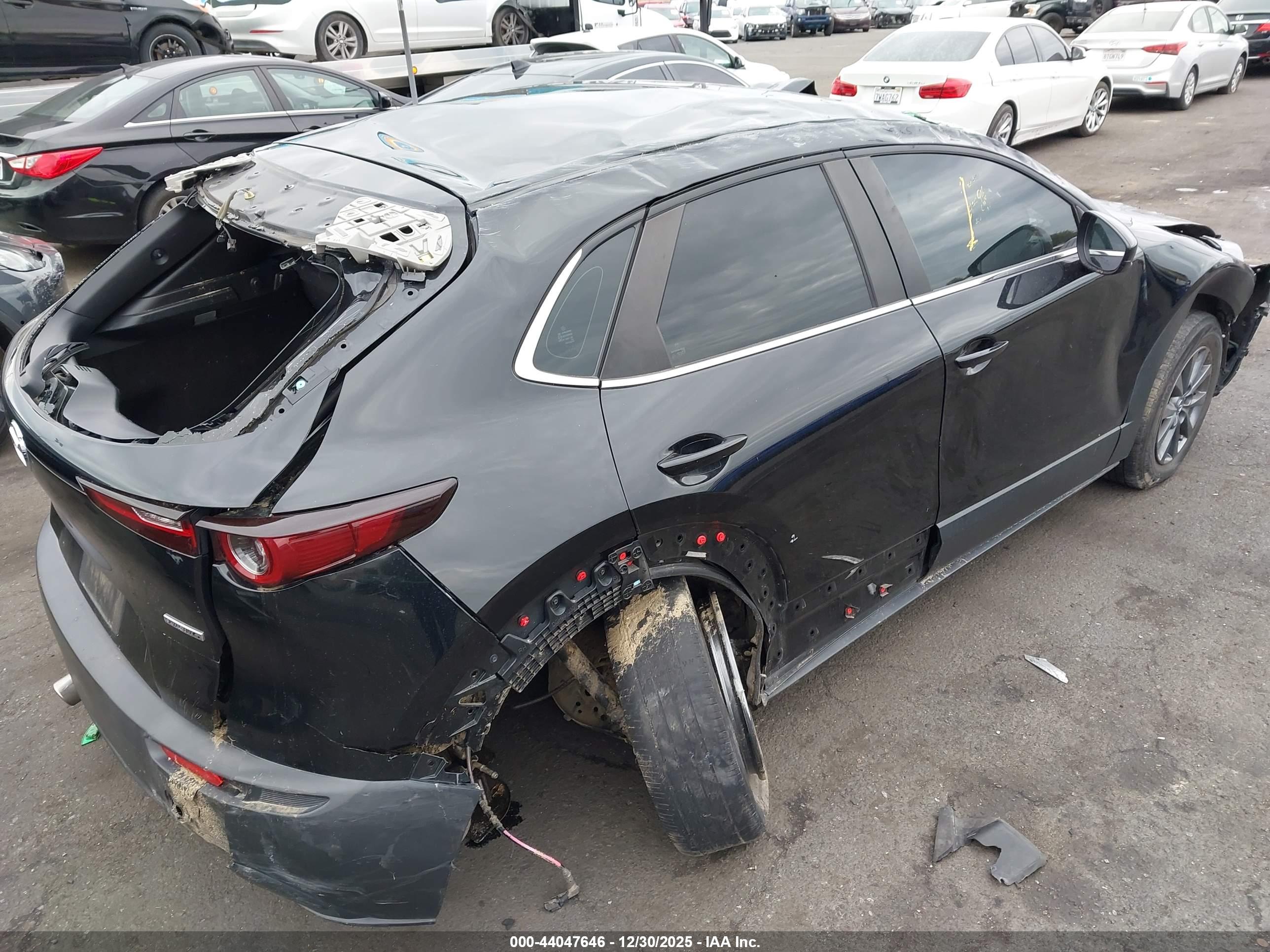 MAZDA CX-30 image 6