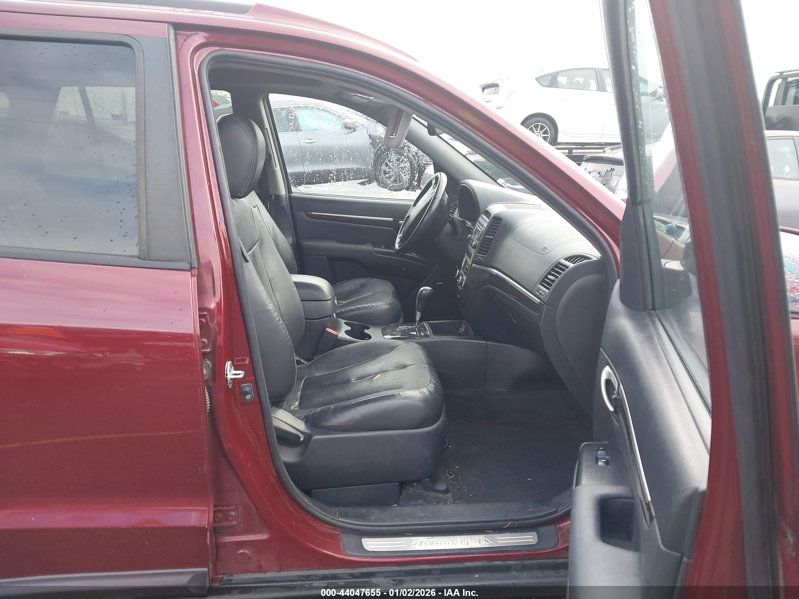 HYUNDAI SANTA image 5