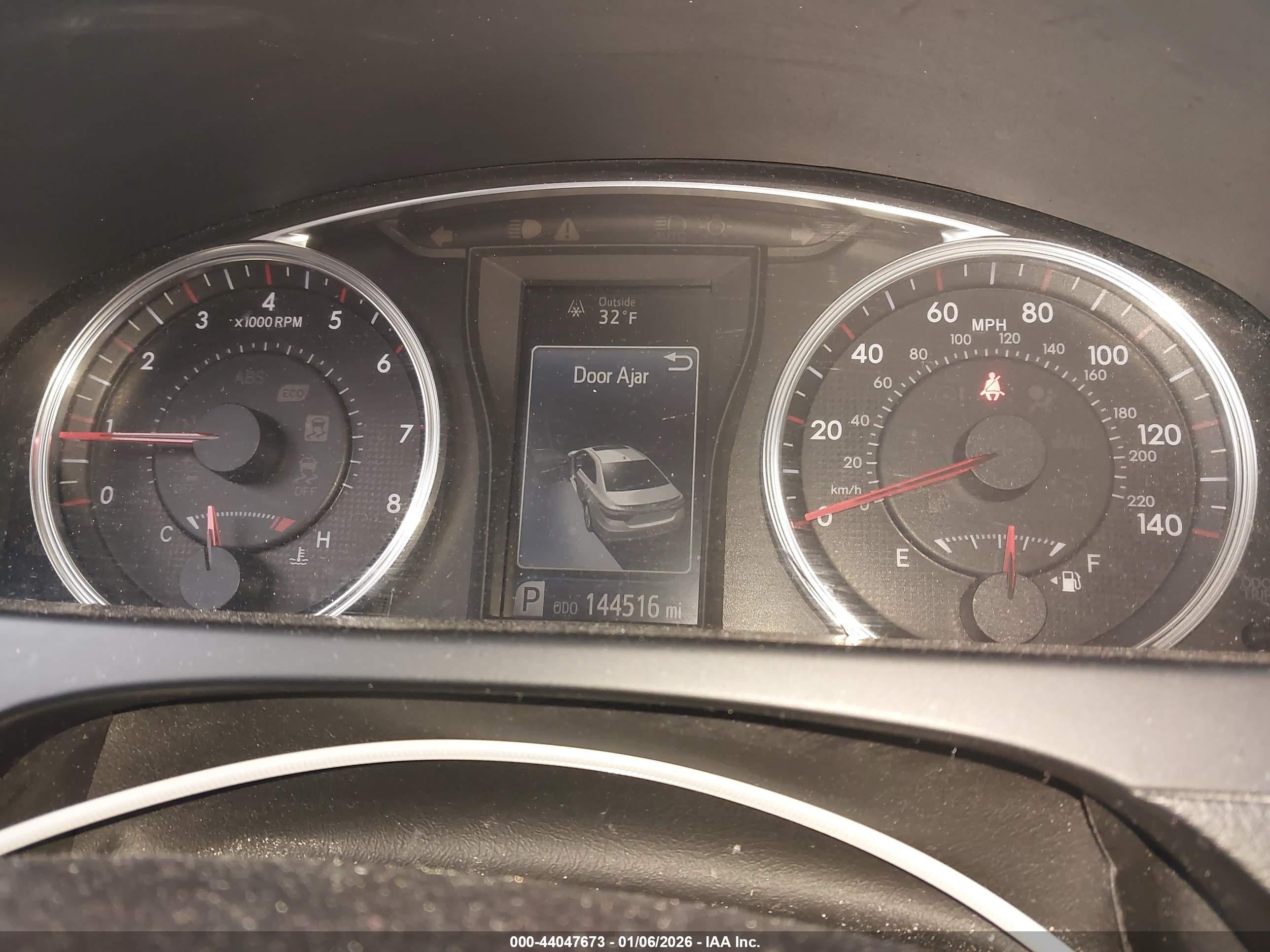 TOYOTA CAMRY image 7