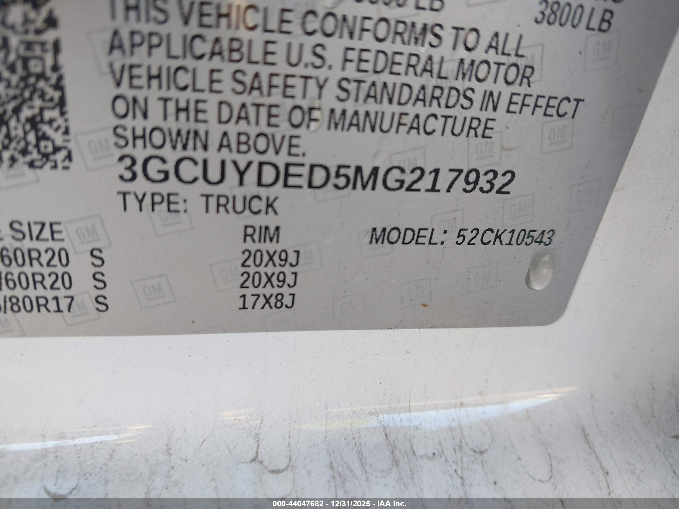CHEVROLET SILVERADO image 9