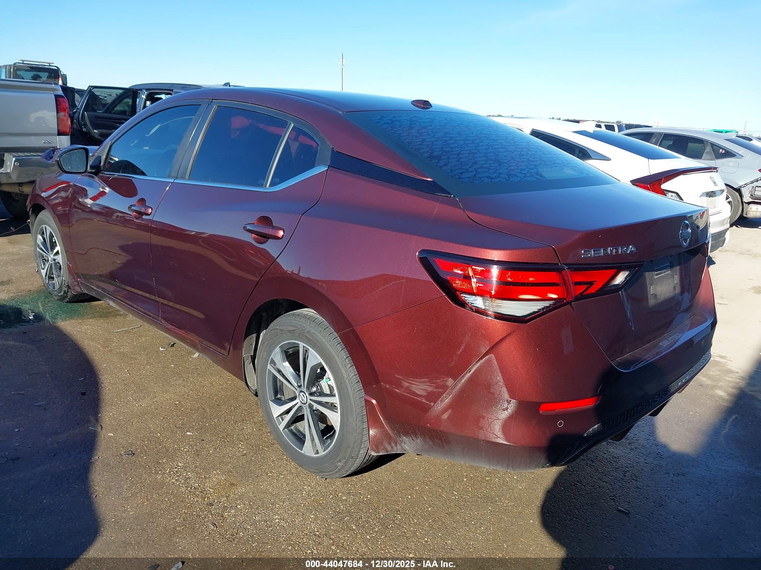 NISSAN SENTRA image 3