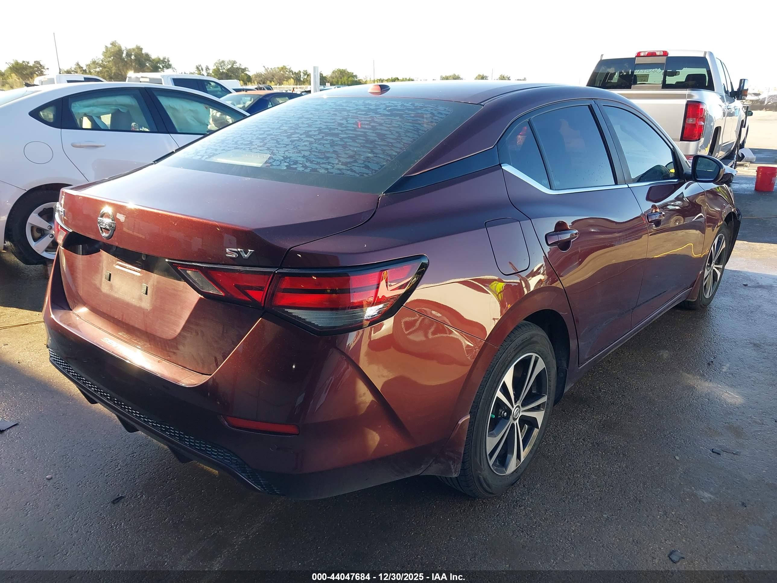NISSAN SENTRA image 4