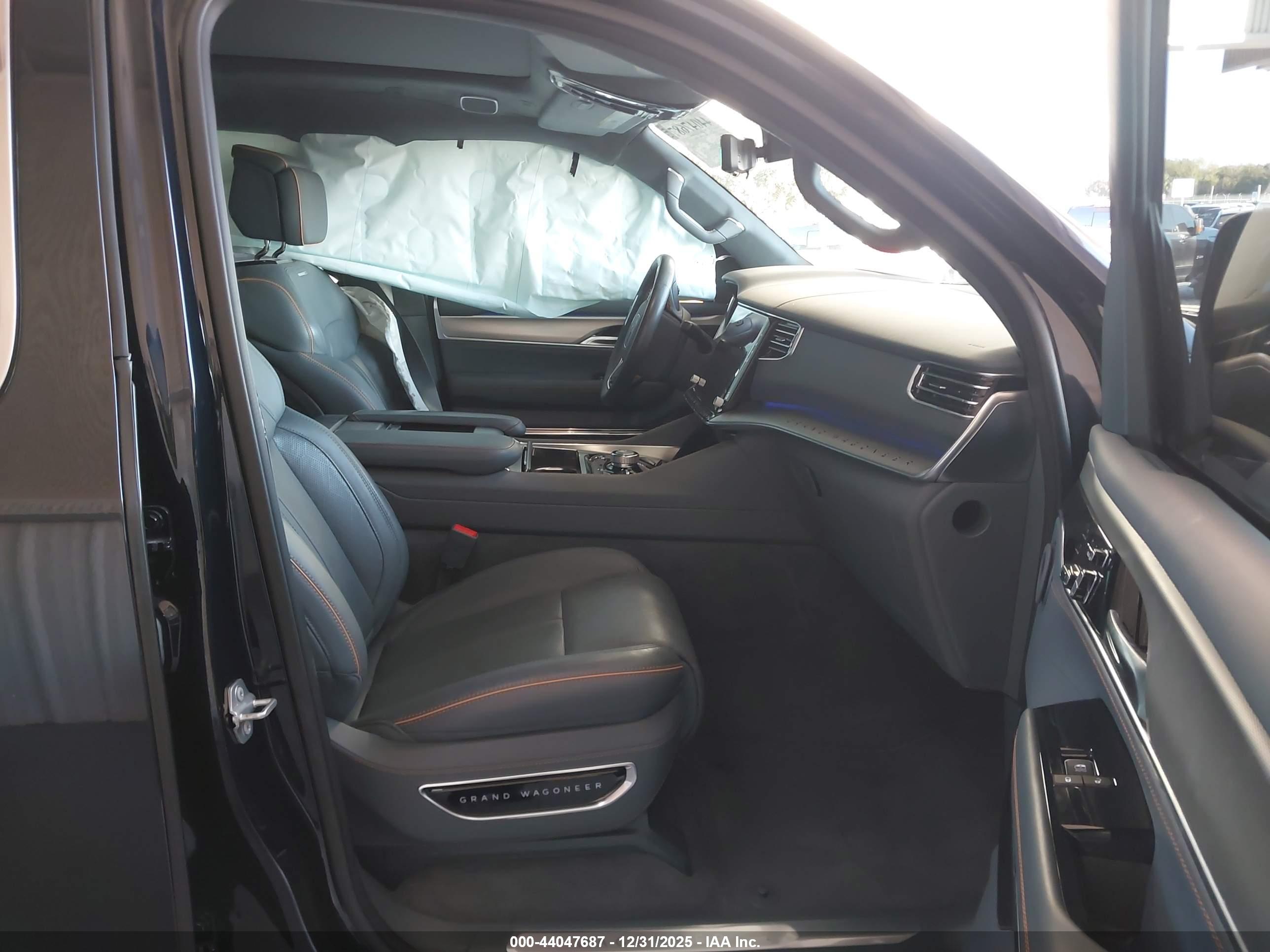 JEEP GRAND image 5
