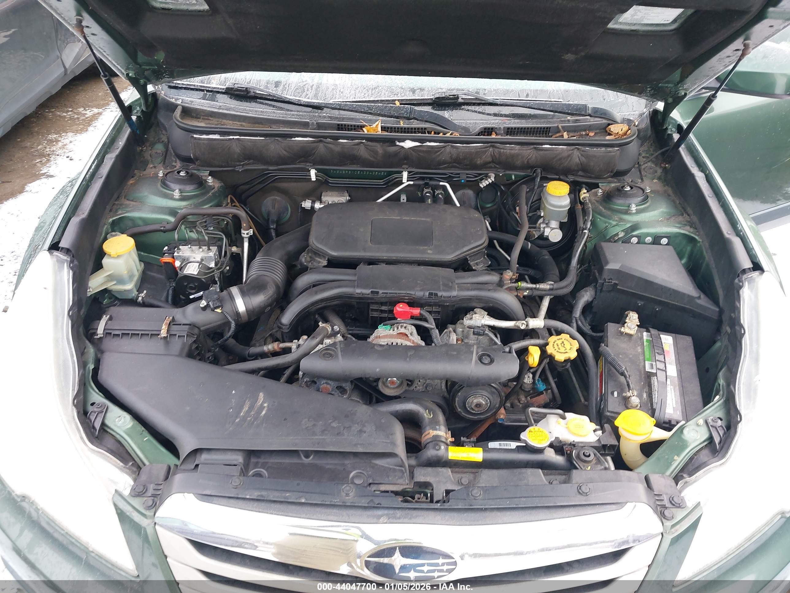 SUBARU OUTBACK image 10