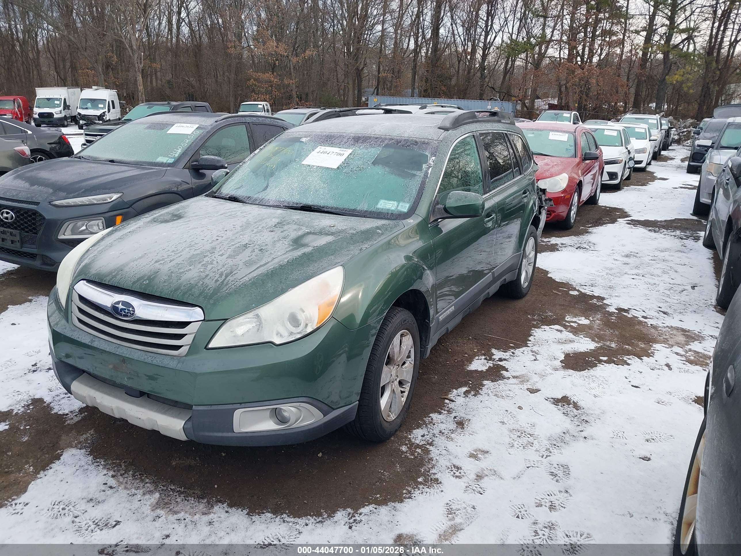 SUBARU OUTBACK image 2