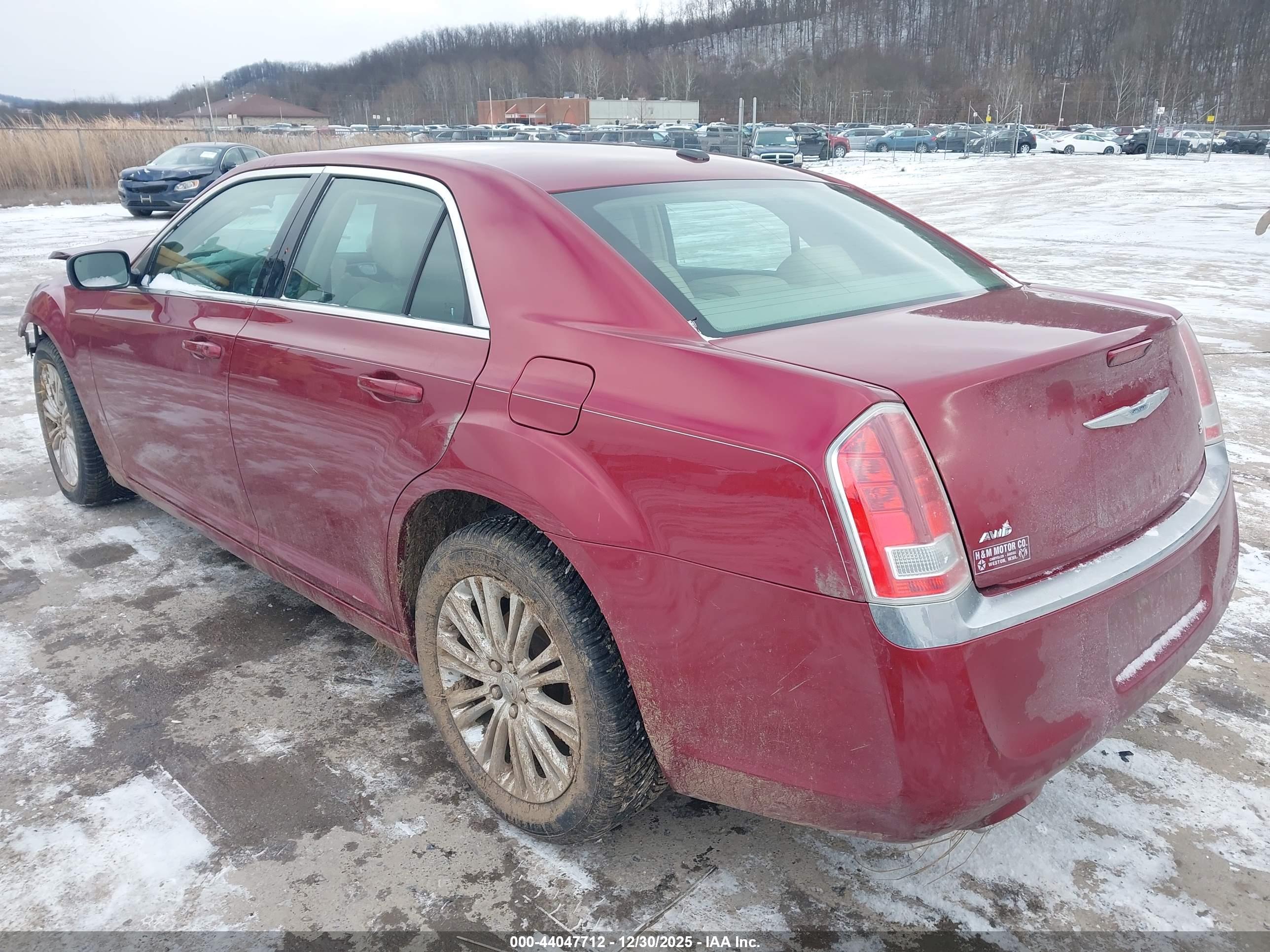CHRYSLER 300 image 3