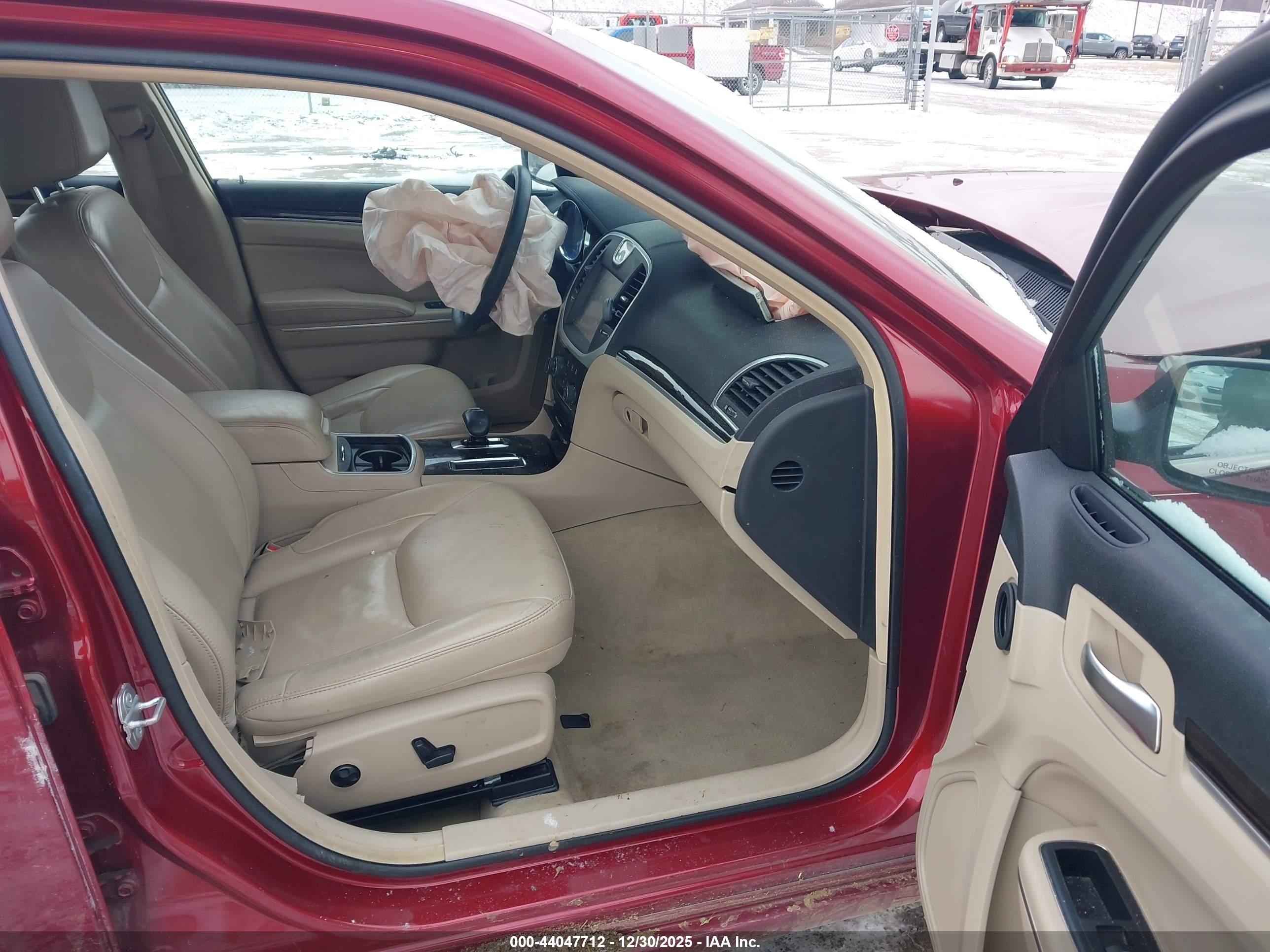 CHRYSLER 300 image 5