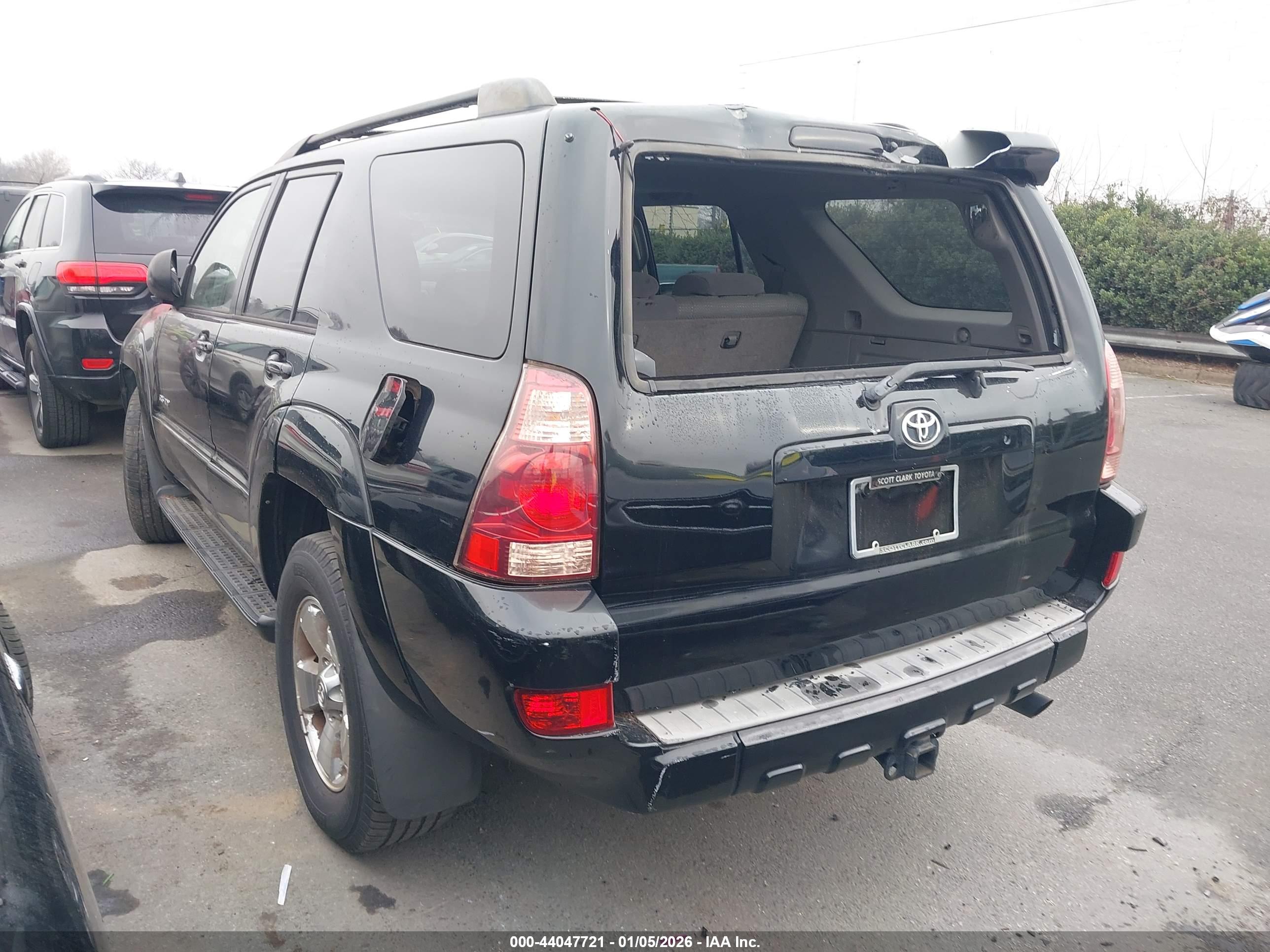 TOYOTA 4RUNNER image 3