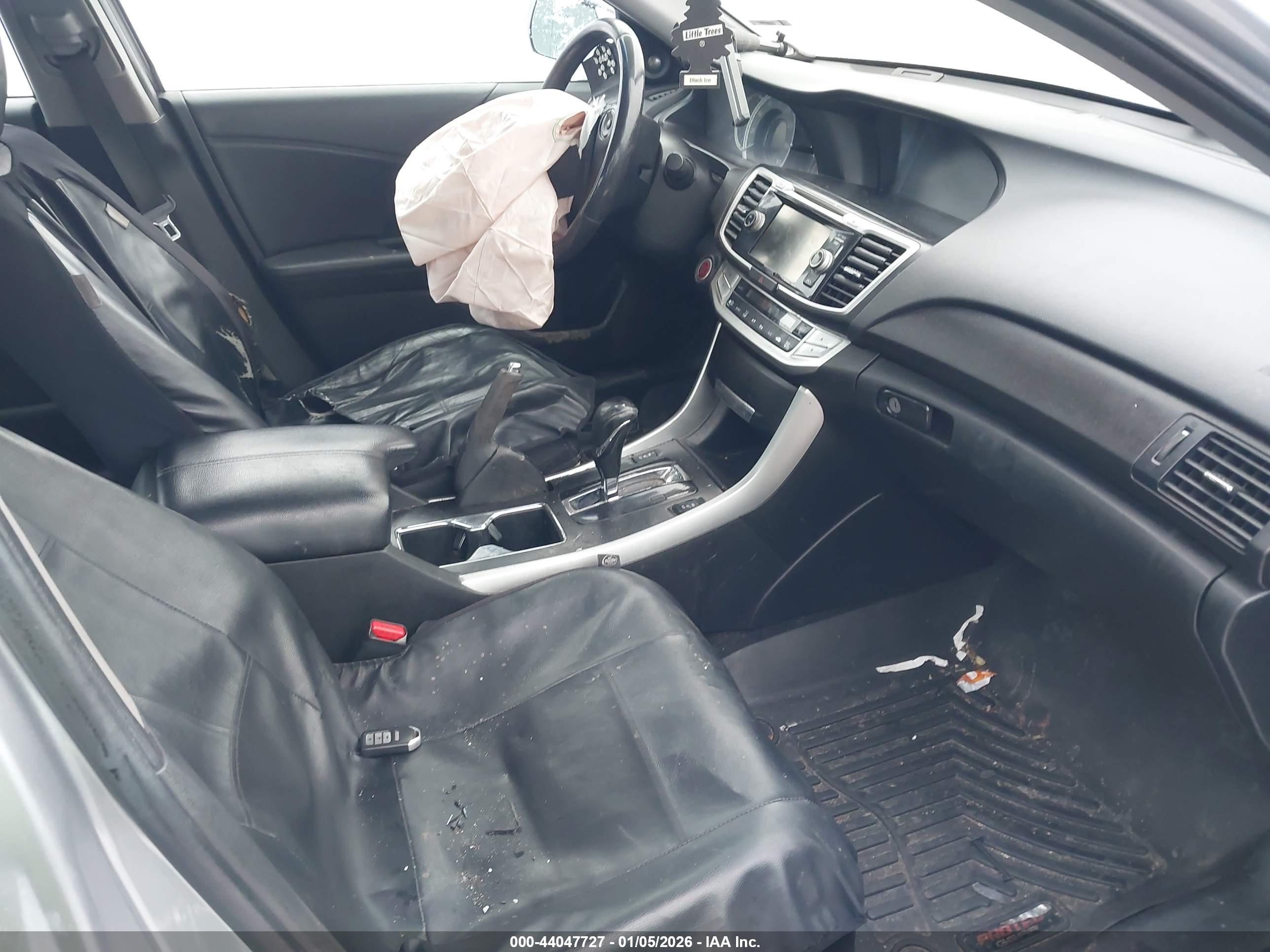 HONDA ACCORD image 5