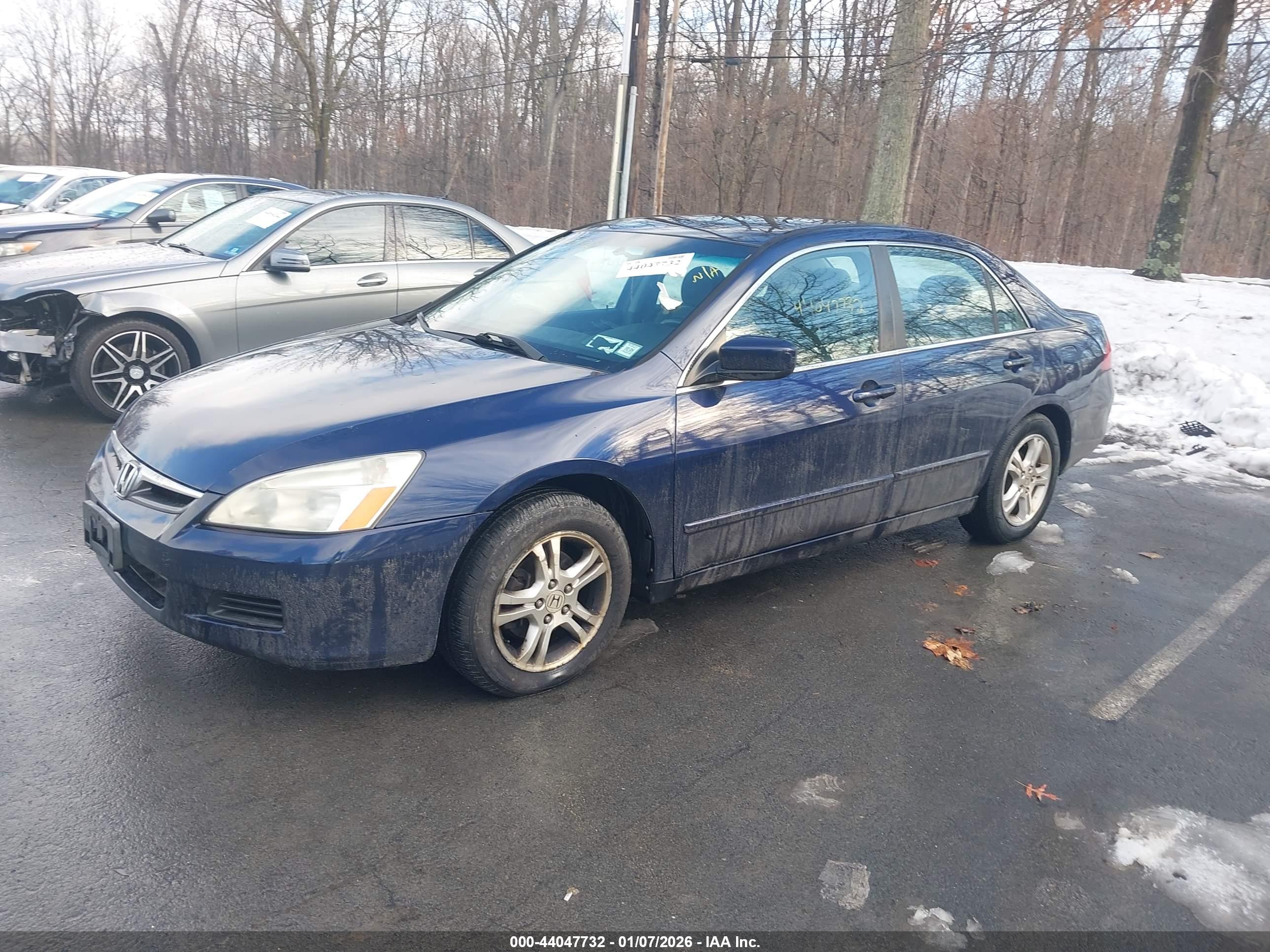 HONDA ACCORD image 2