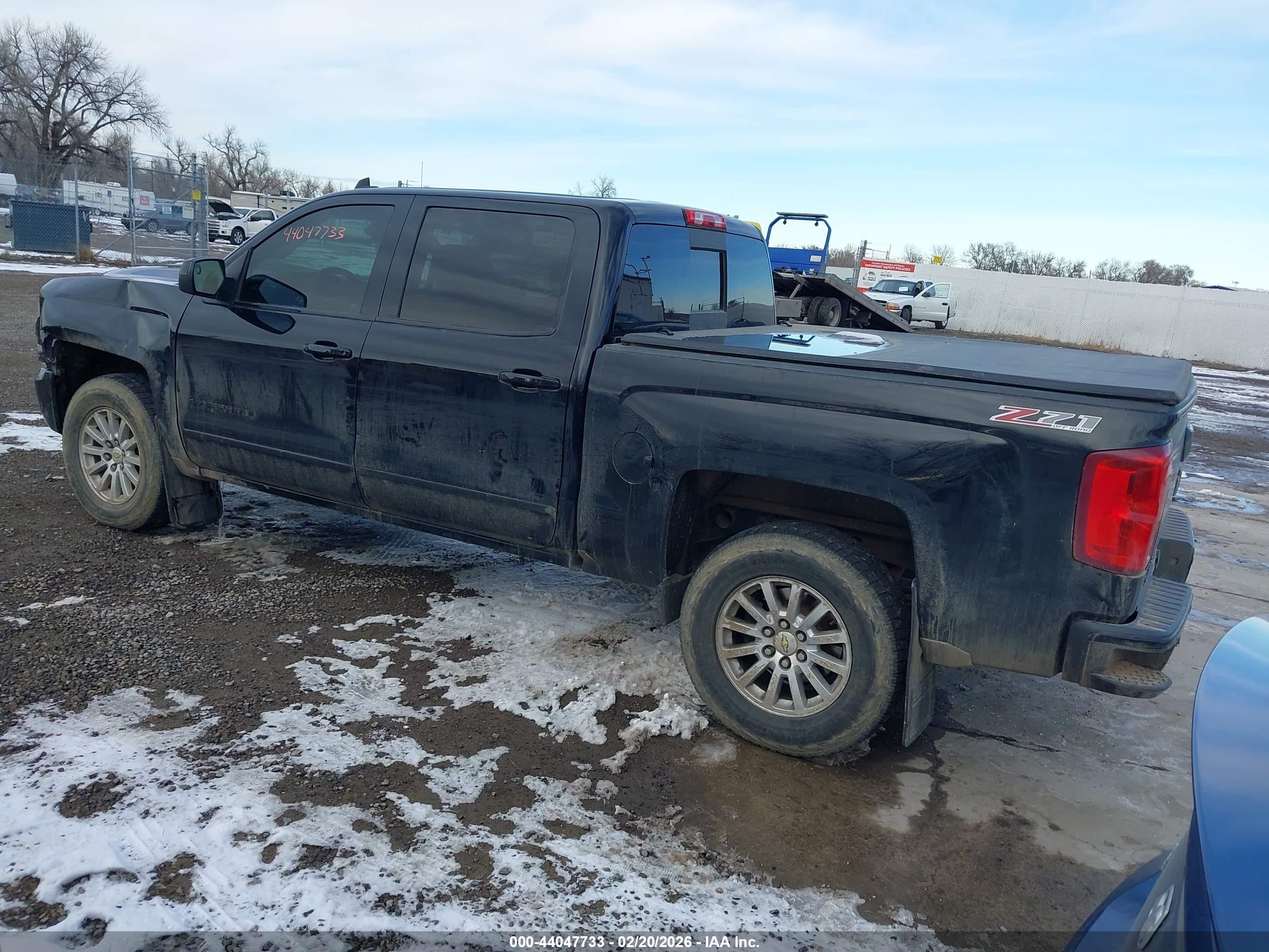 CHEVROLET SILVERADO image 3