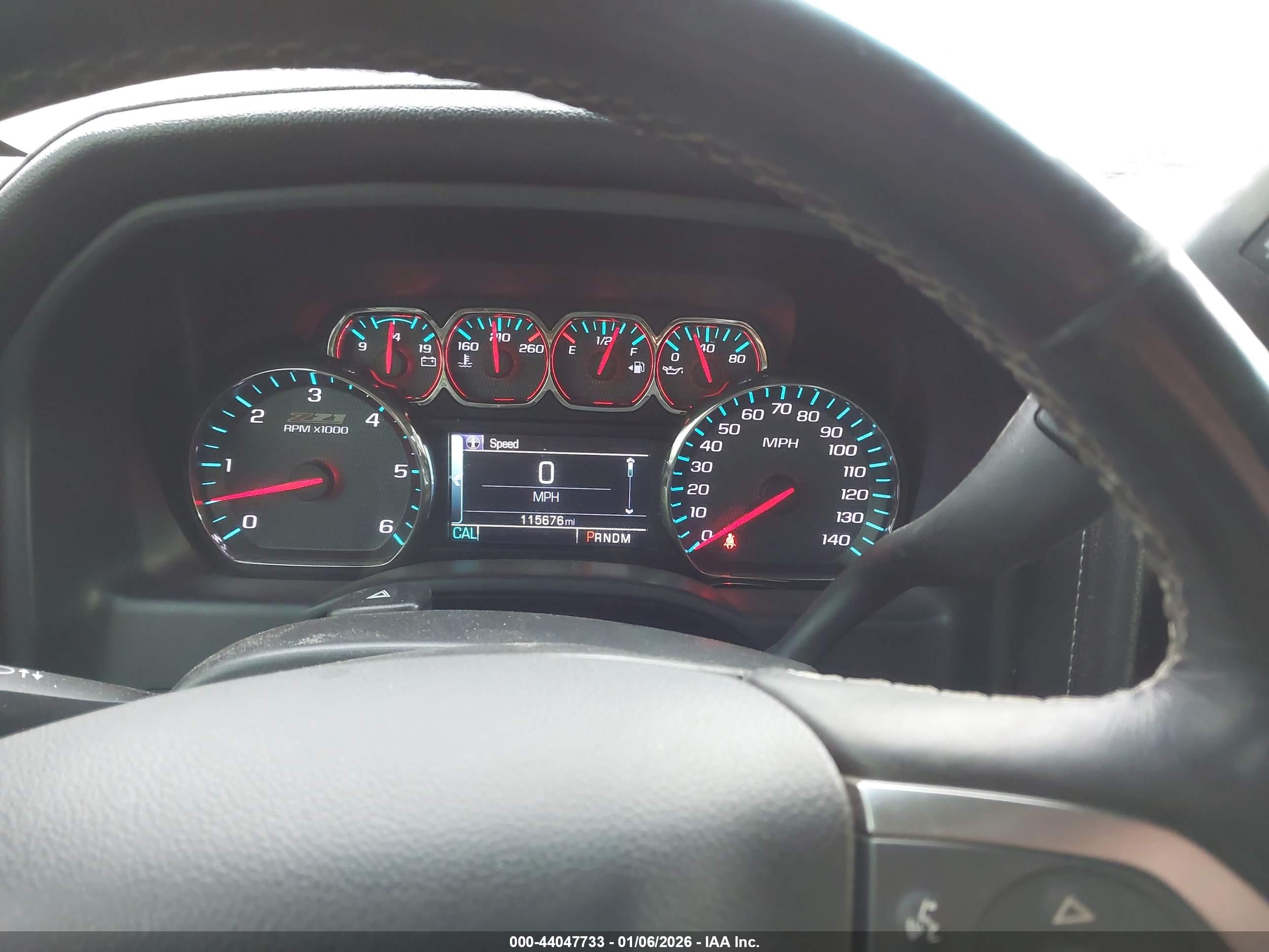 CHEVROLET SILVERADO image 7