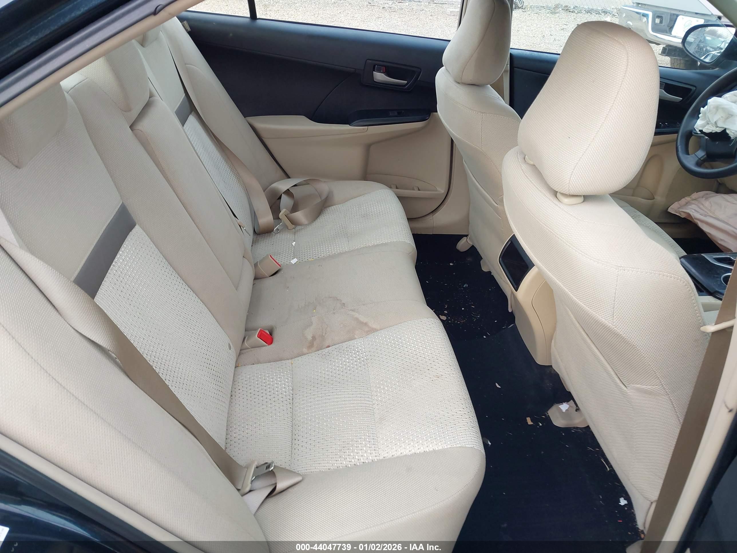 TOYOTA CAMRY image 8