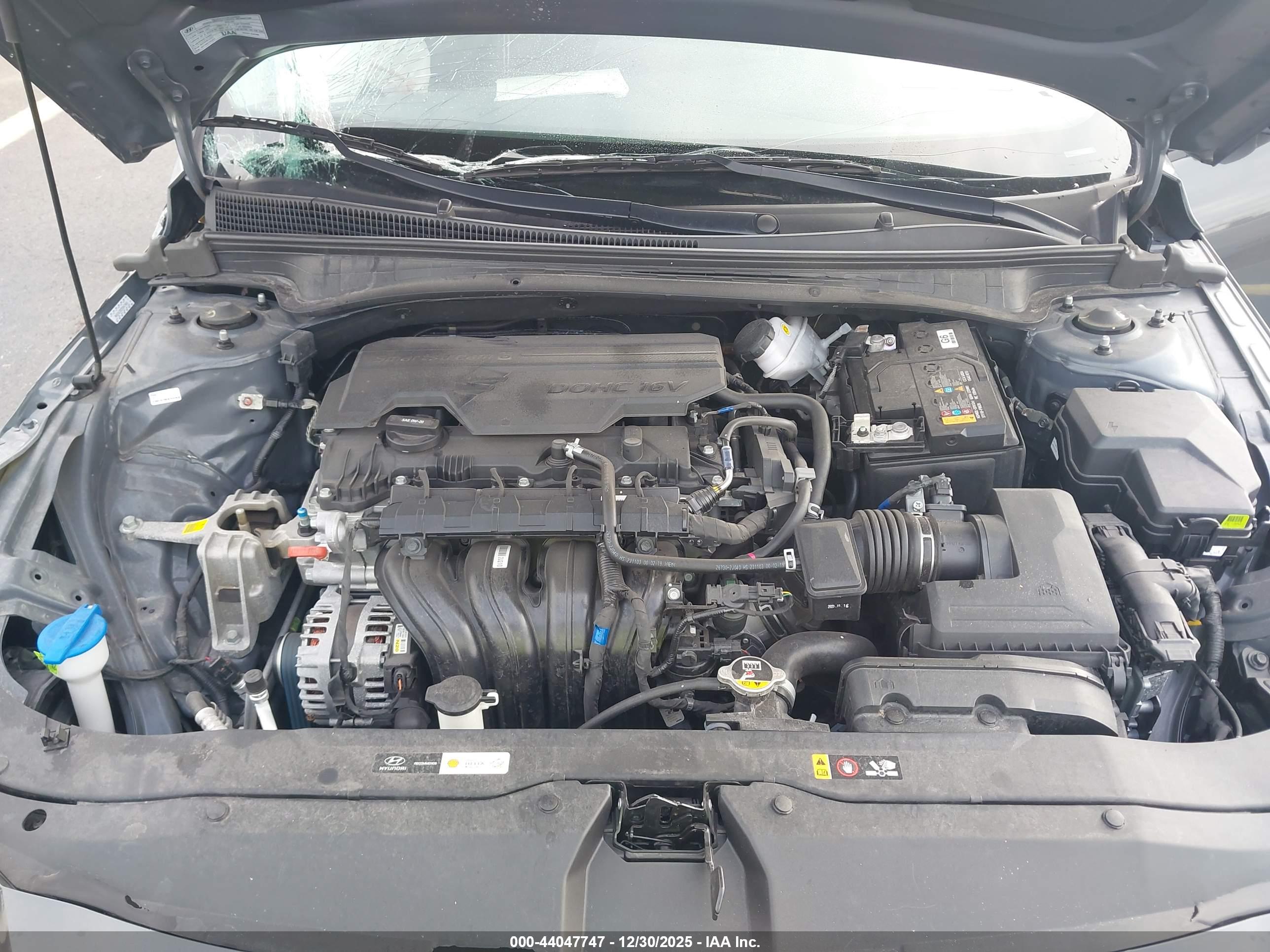 HYUNDAI ELANTRA image 10