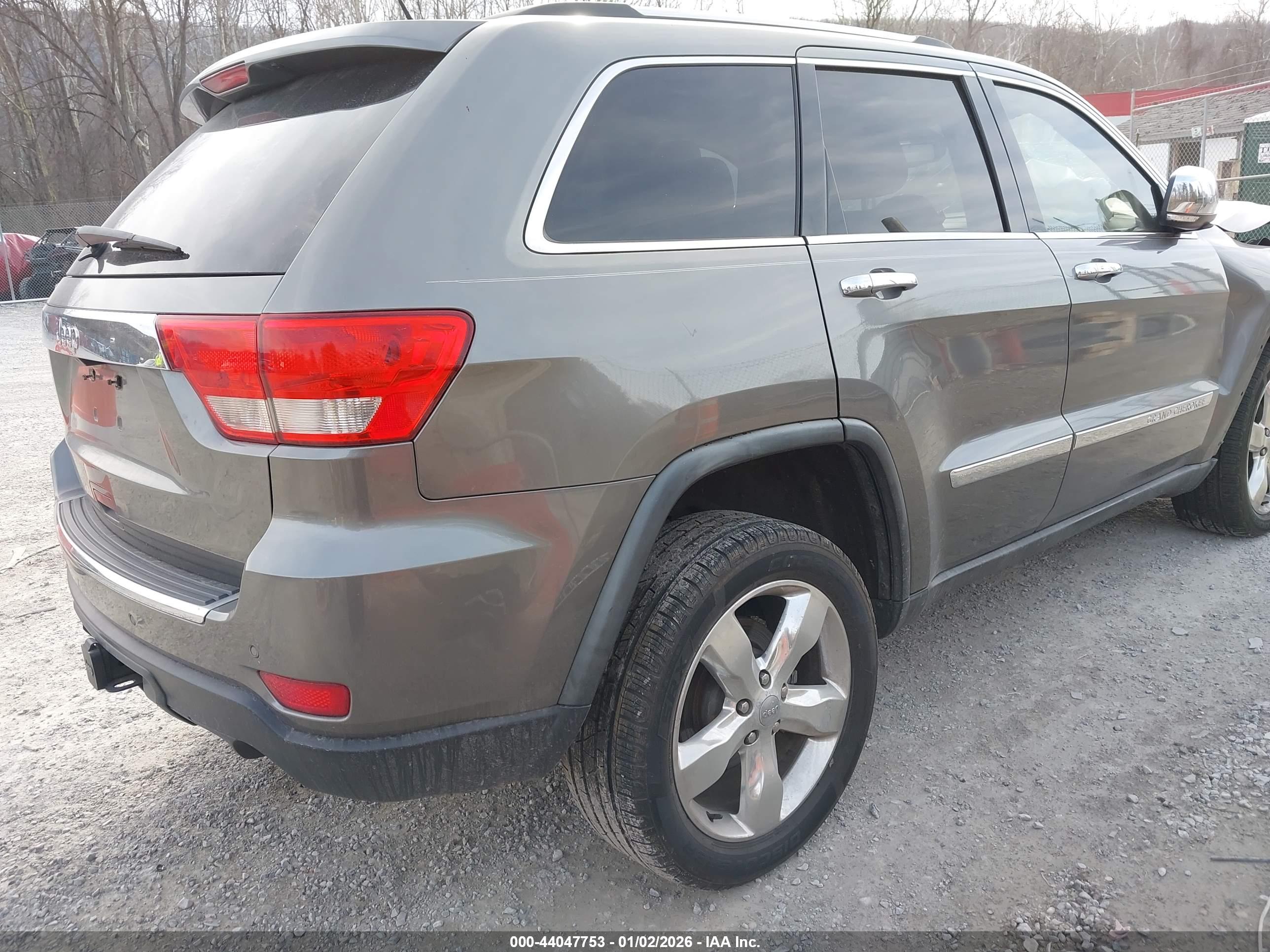 JEEP GRAND image 4