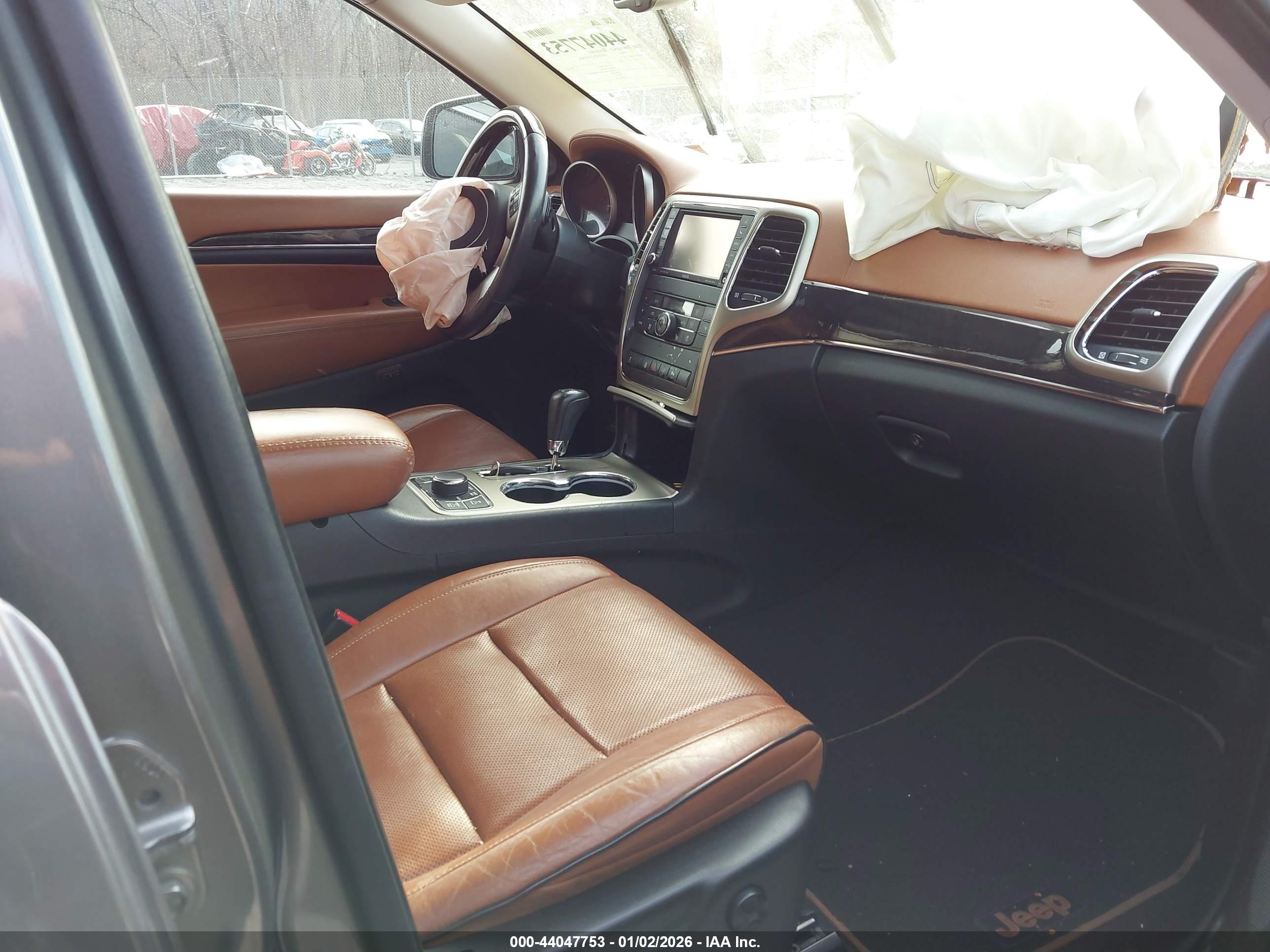 JEEP GRAND image 5